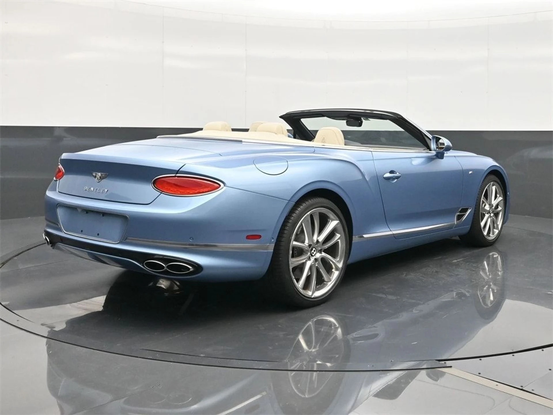 mph013_1606374270_d5cc7fde7226cb9da17de5b4984f9848x_f9f8e56343