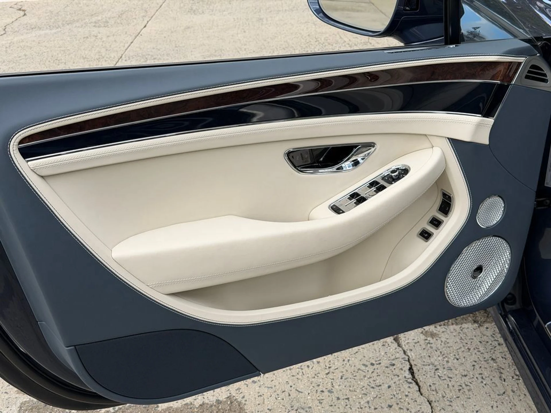 mph013_1610568711_83b538f80ac54175ad5c8465e6943ba7_375f9e5eb9