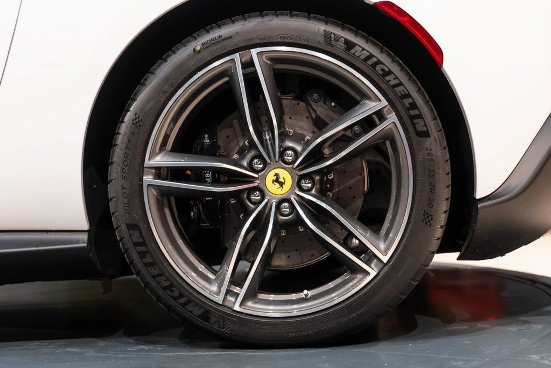 mph013_1612406044_01a2dd796efbca08b7bed1c56dcc155d_7f57522420