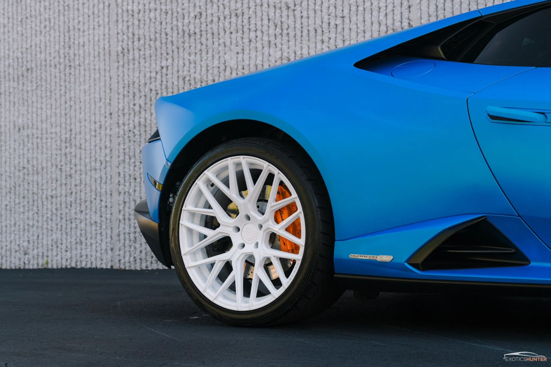 mph013_1617612536_Used_2020_Lamborghini_Huracan_EVO_Blu_Aegeus_Matte_Paint_w_Orange_Leather_Sensonum_Audio_1781046244_bf719d999c
