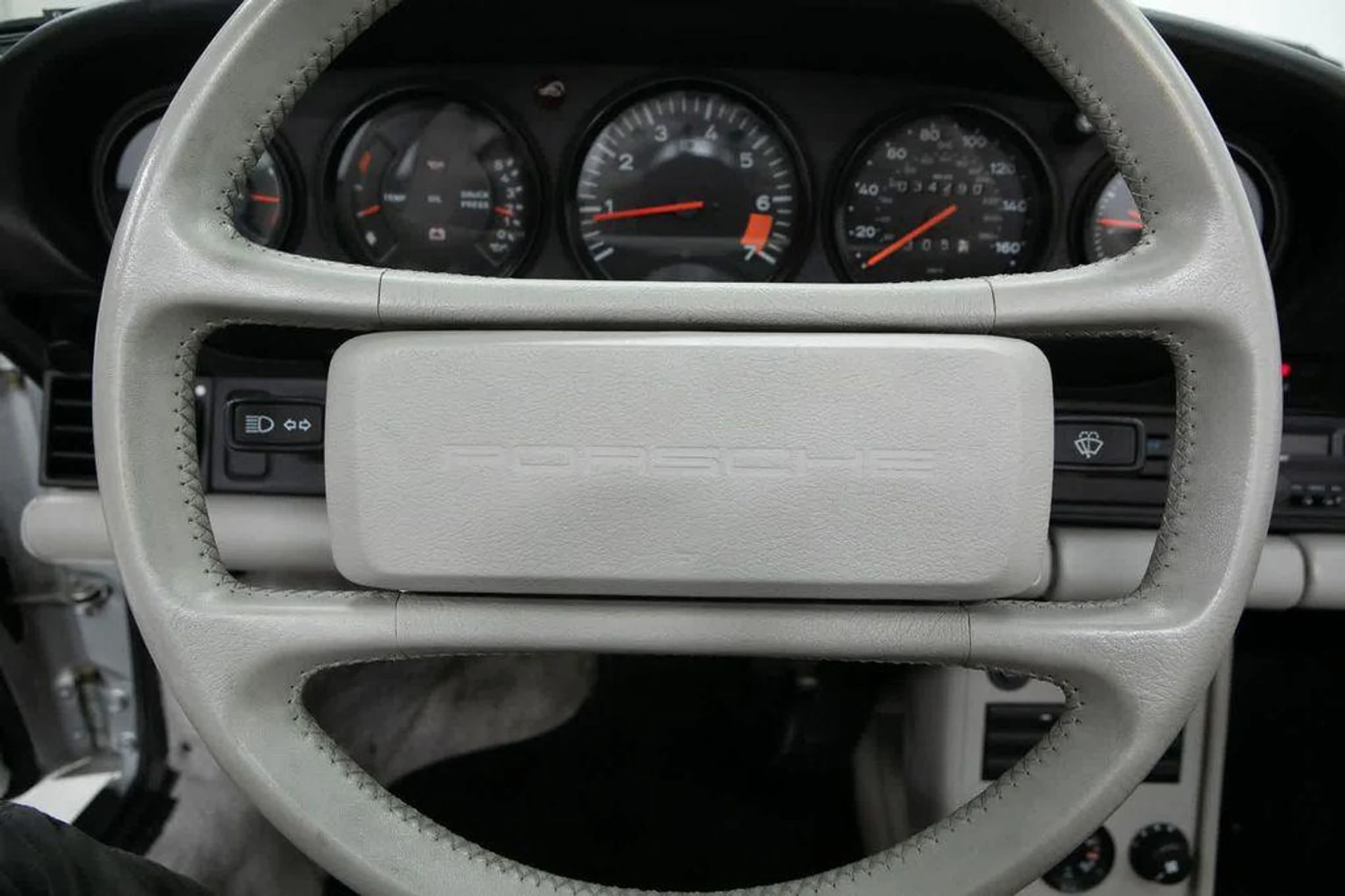 mph013_1619590490_L_Byd11_AXSXM_01_U2q_Mr_Ypahld_W_Zs_833685d6c8