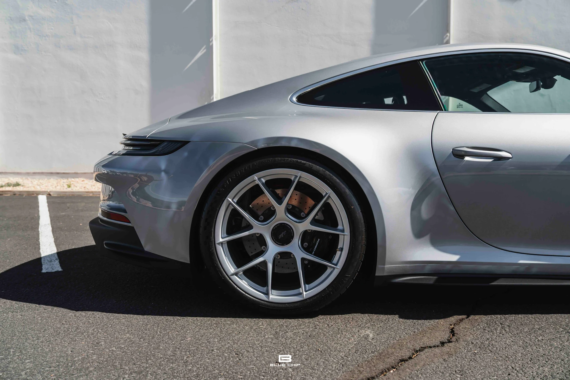 mph013_1624773653_6a345bdc583876d78a1da883_2024_Porsche_911_ST_13_384a3b4f2f