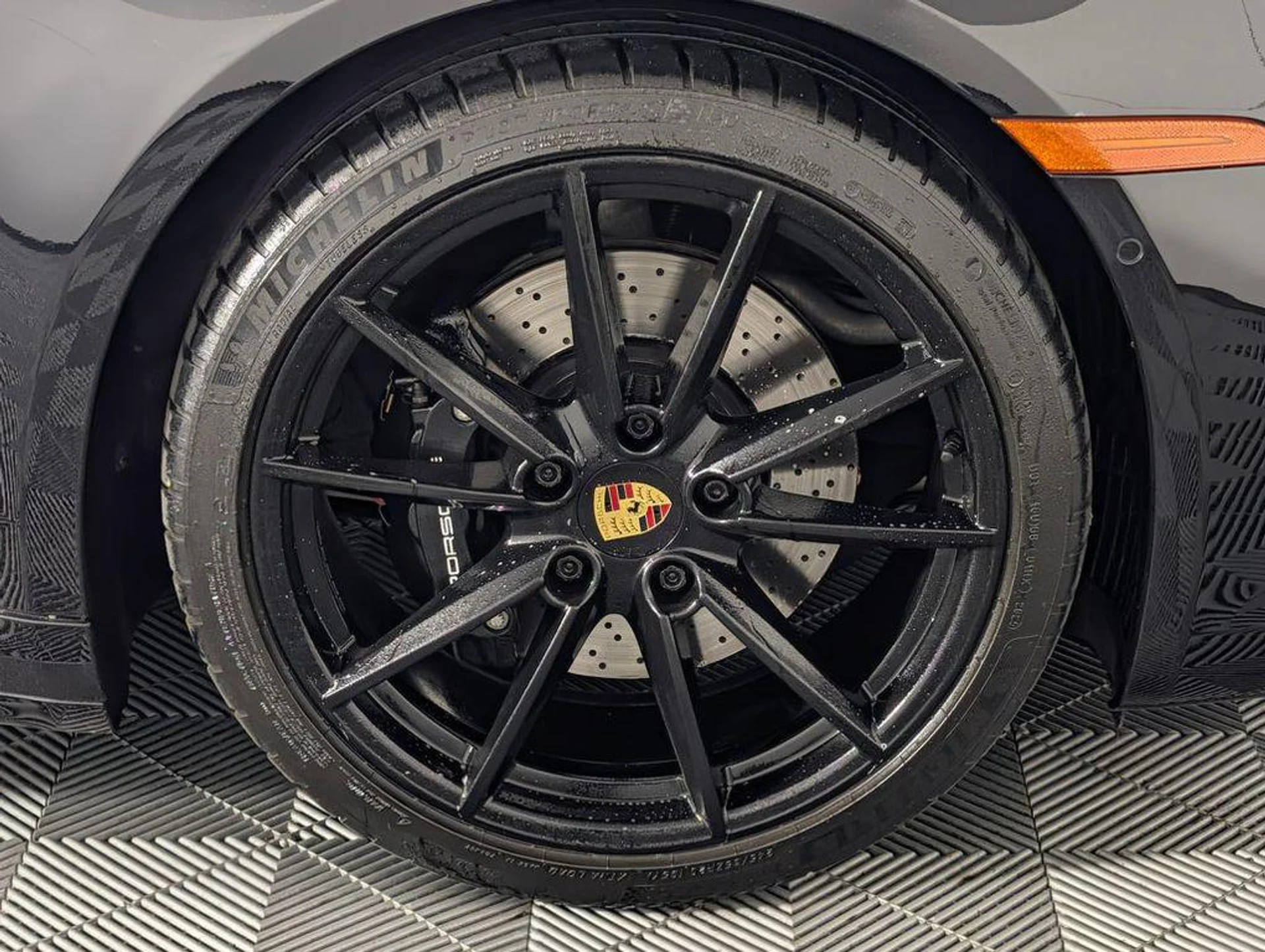 mph013_1644375158_0_W9n9_ES_Pib2xy7_GX_5_U_Swxkq_Ur_QQ_f799015a09