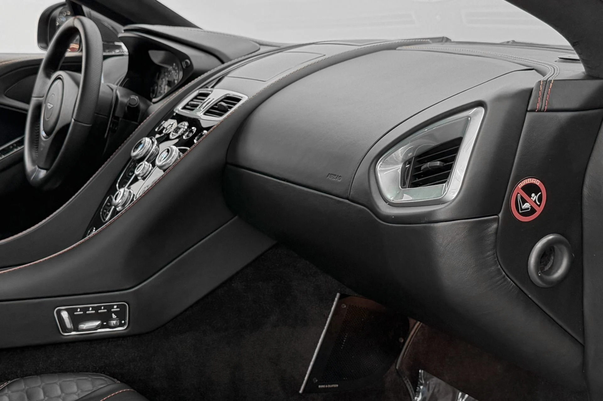 mph013_1644541920_Used_2016_Aston_Martin_Vanquish_V12_Power_Low_Miles_Hourglass_Quilting_1784928754_d42538b253