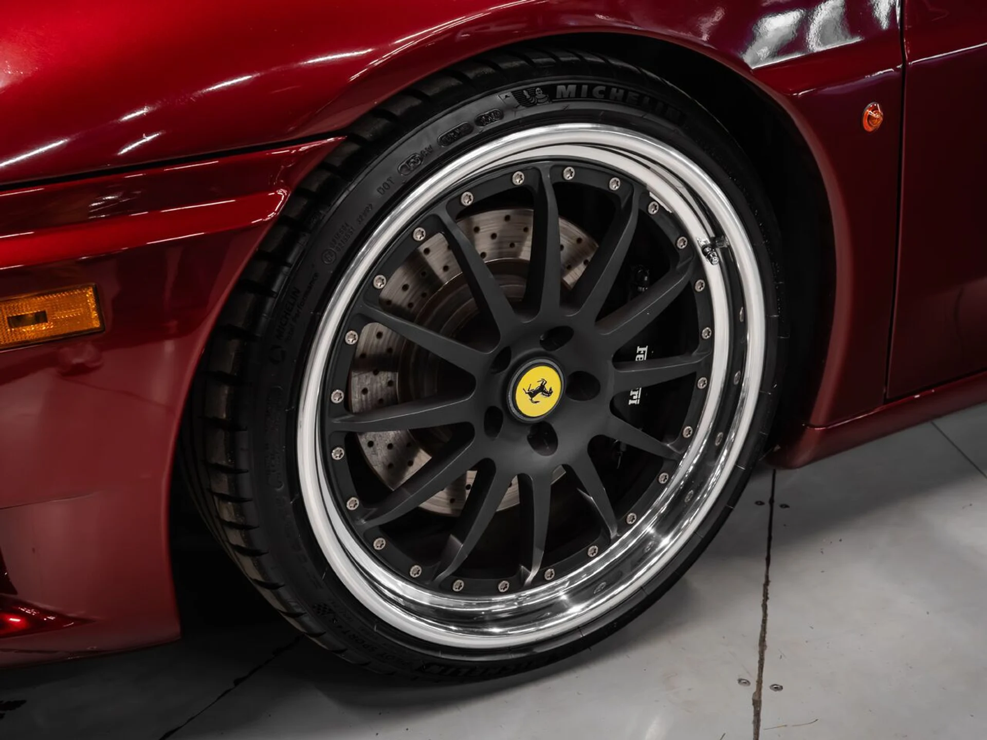 mph013_164552750_ferrari_360_2004_241c60c074
