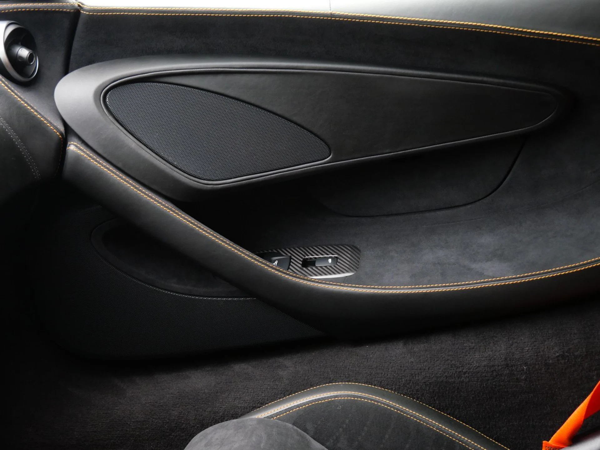 mph013_1658203649_4f67e579a3e579007bedd4ddde70807fx_f9e02f9097