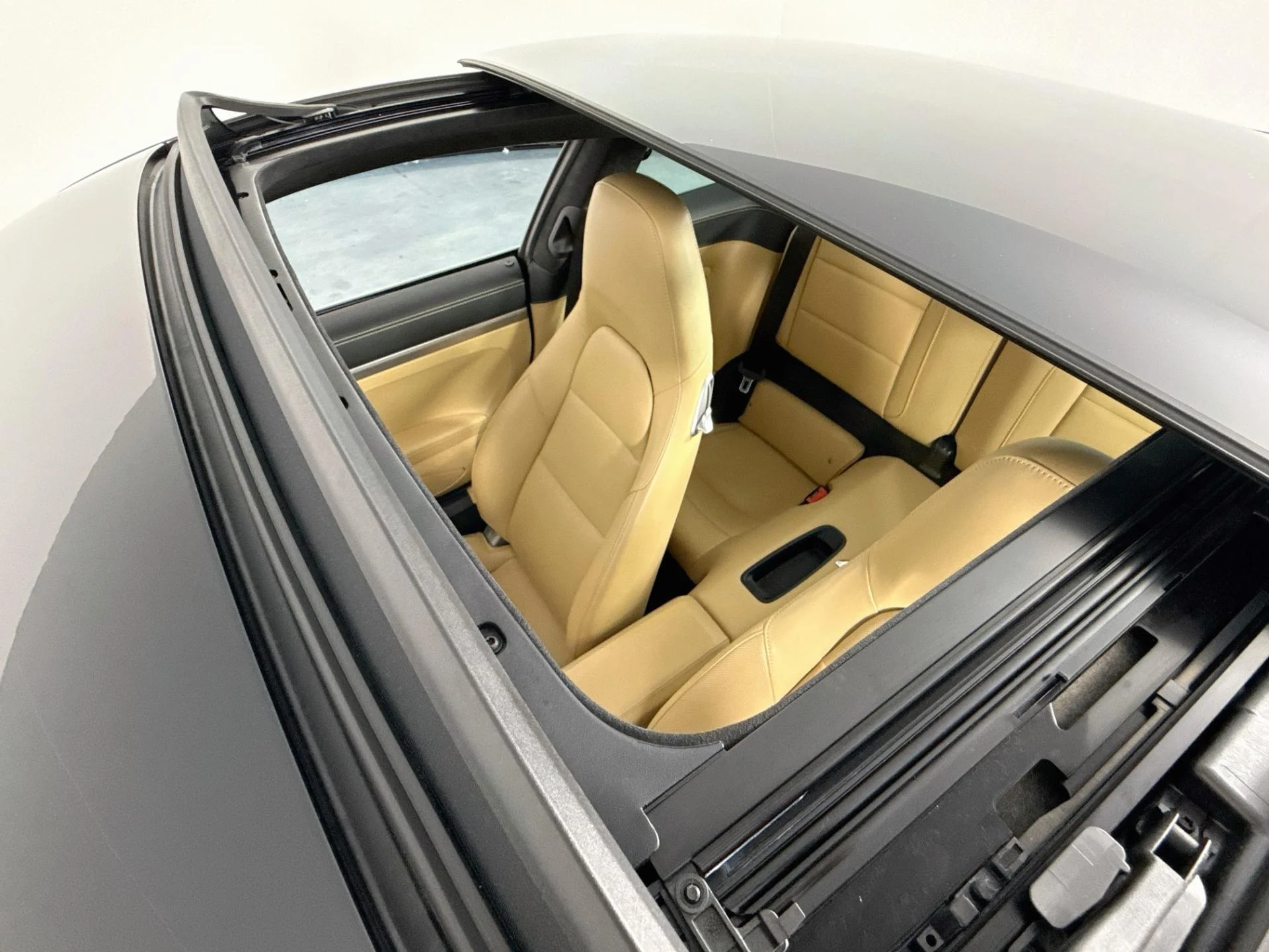 mph013_1661718446_Used_2017_Porsche_911_Carrera_S_1788200819_7a4156681d