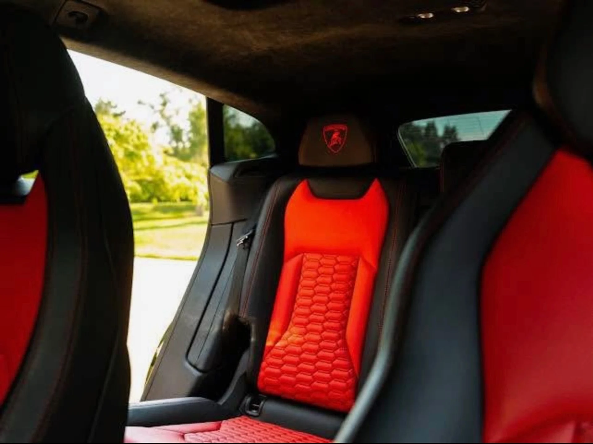 mph013_1664633660_Used_2020_Lamborghini_Urus_1757017020_a4404a2912