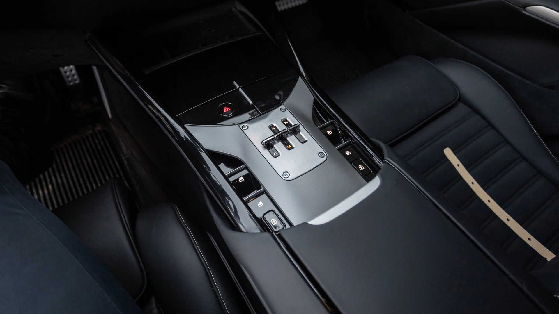 mph013_167162841_02905f4f1b254f3e8818a22a5efec78e_ba08ffae00