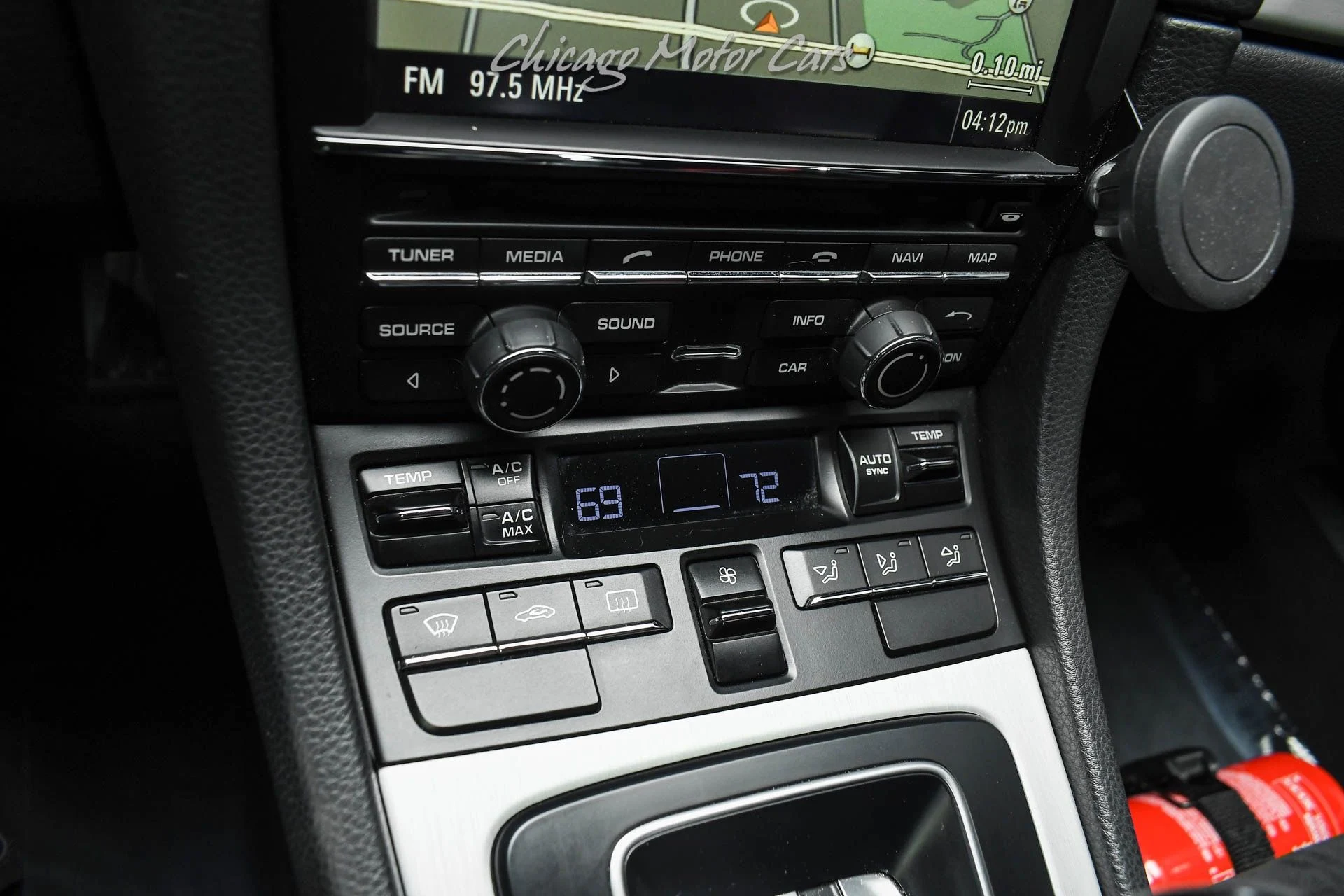 mph013_167876429_12180_p14_l_c9d384dad9