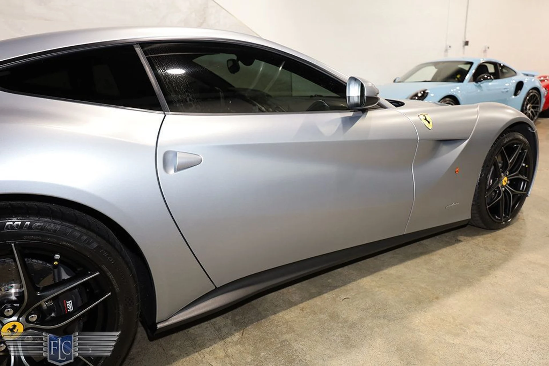 mph013_1680796643_used_2014_ferrari_f12berlinetta_2drcoupe_9689_23009031_14_1024_0b0c74df20