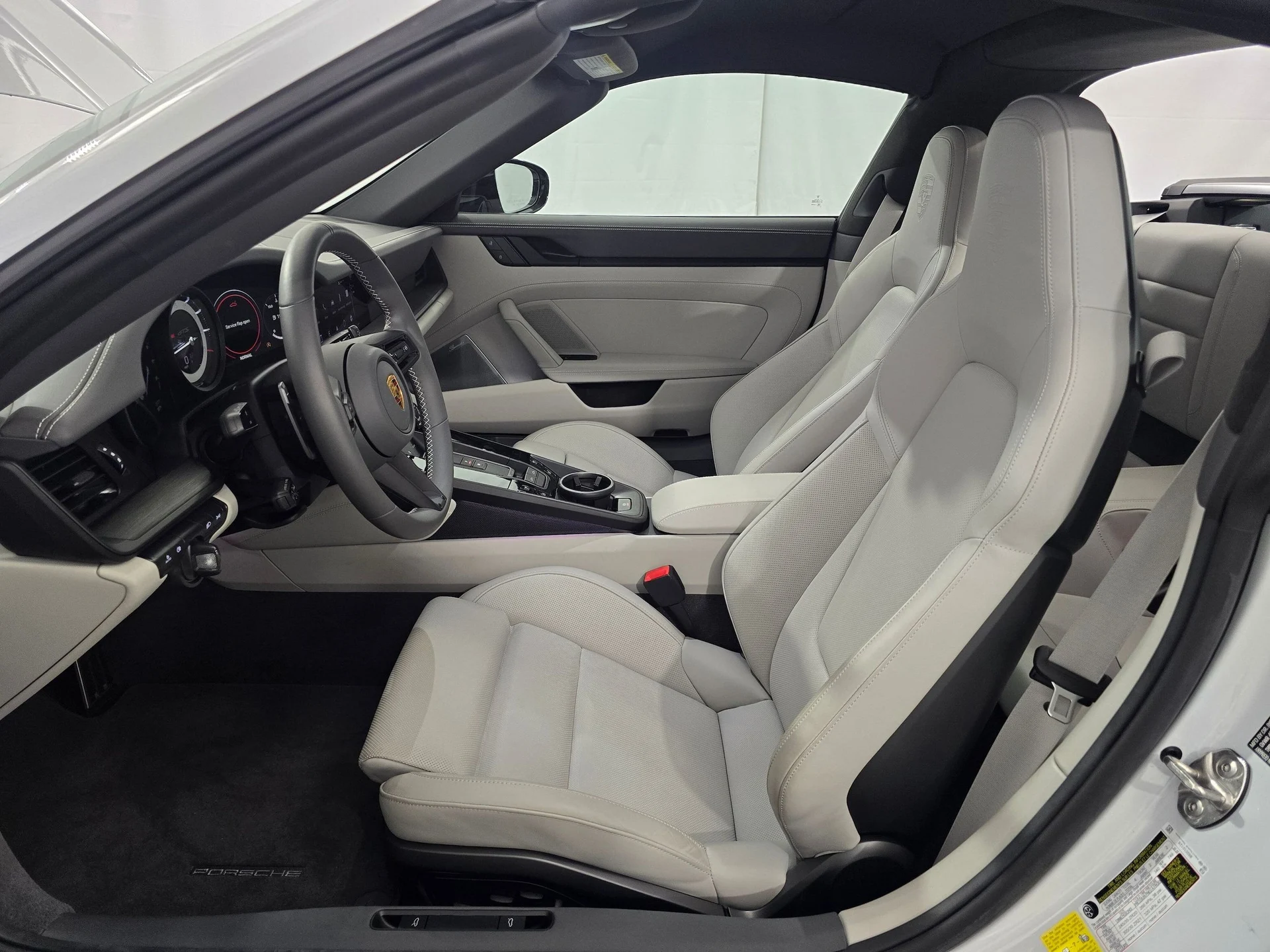 mph013_1684722244_6712085fc4c0b6e59258e6d9bfb57776x_36c21d1334