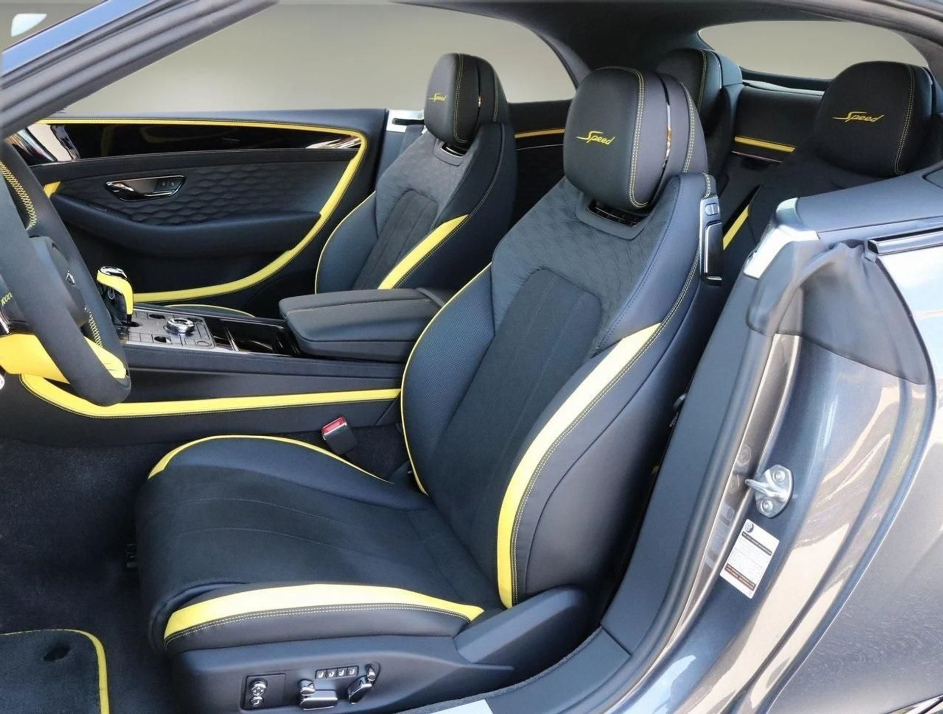 mph013_1692185556_14_58e6e8c1e9