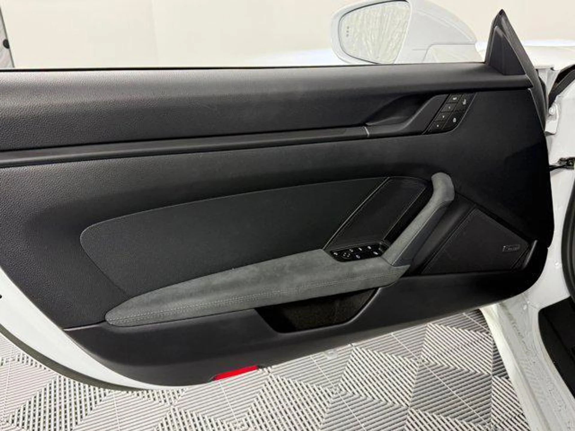 mph013_1696461799_cle_NSH_3_JQT_5_P_Gg2xxd_J_Bu_Eb_Bo_b7c7a7ca78