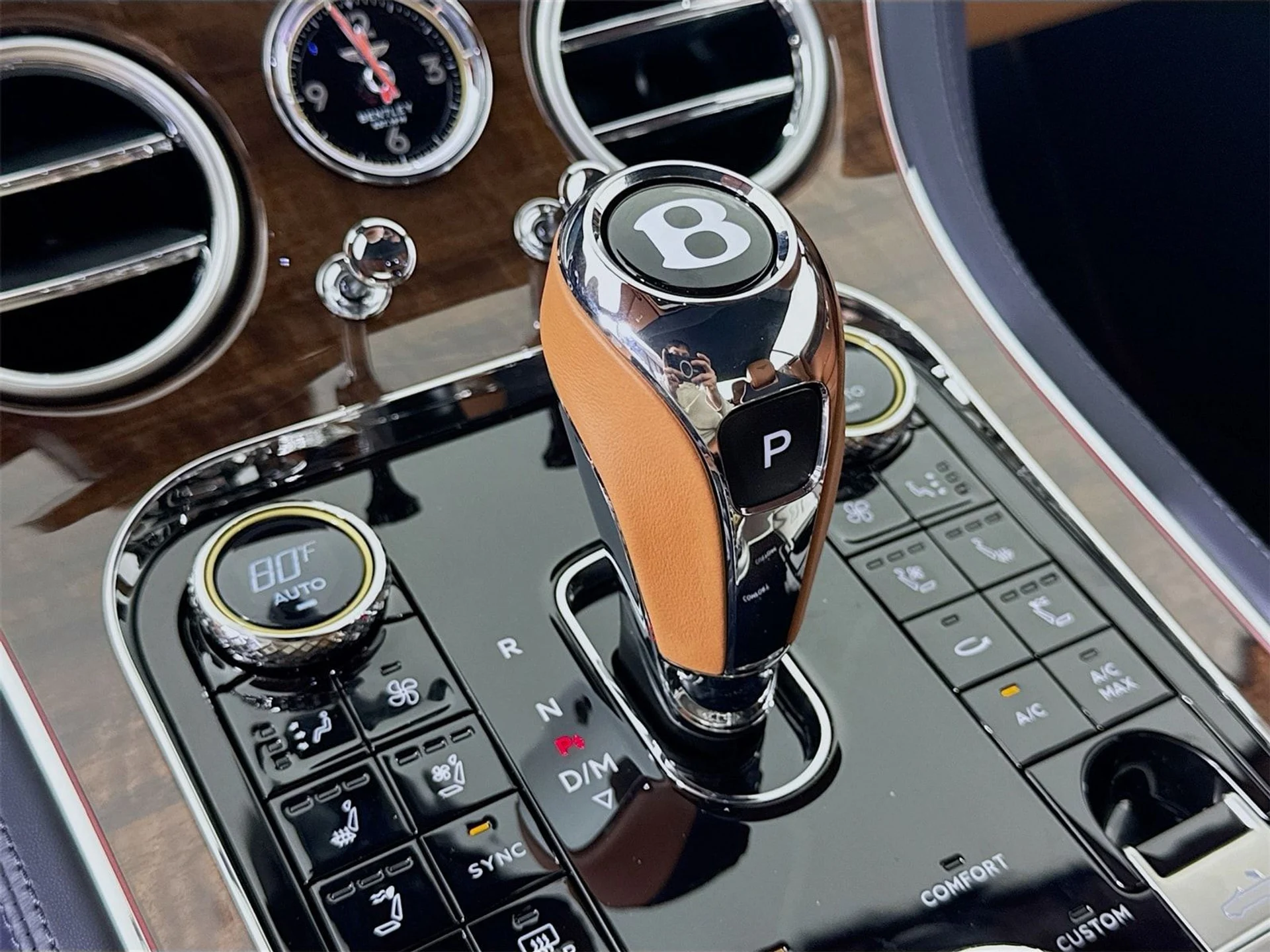 mph013_1703762618_371fd8d0bd2aa5568979fe8e2167963bx_4ef197aeb7