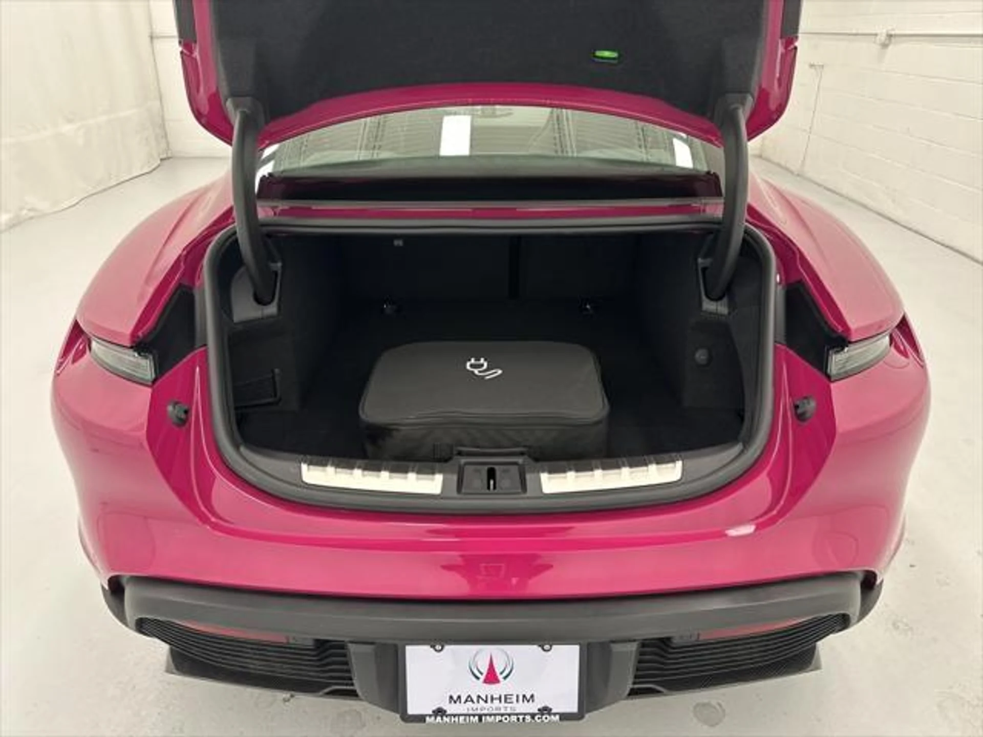 mph013_1708846240_HS_CD_3_Crnh_Ho_Gcr_AVVUZ_4y_yptk_715ea47ce5