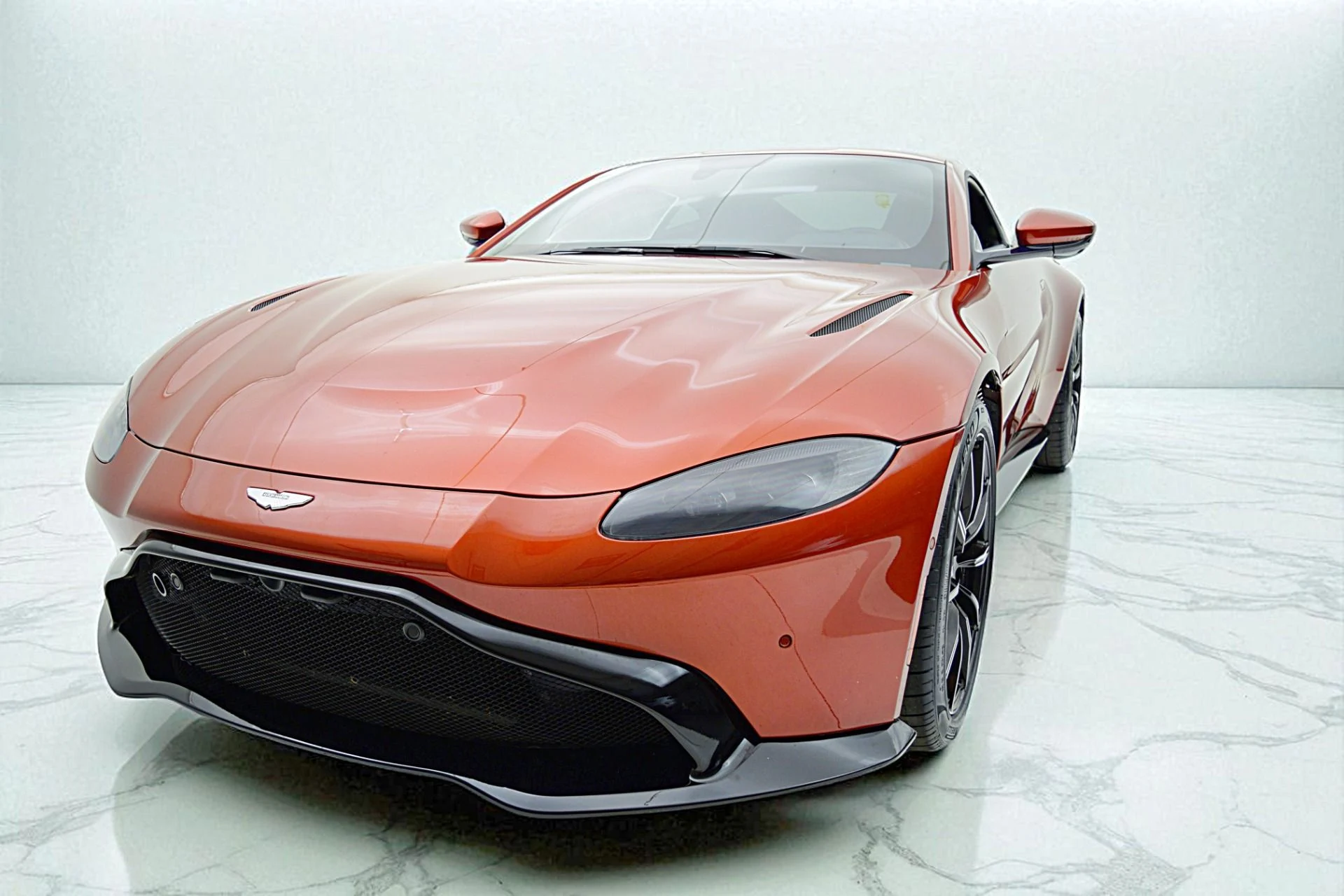 mph013_1718966685_Used_2020_Aston_Martin_Vantage_Coupe_5f0b074c7d