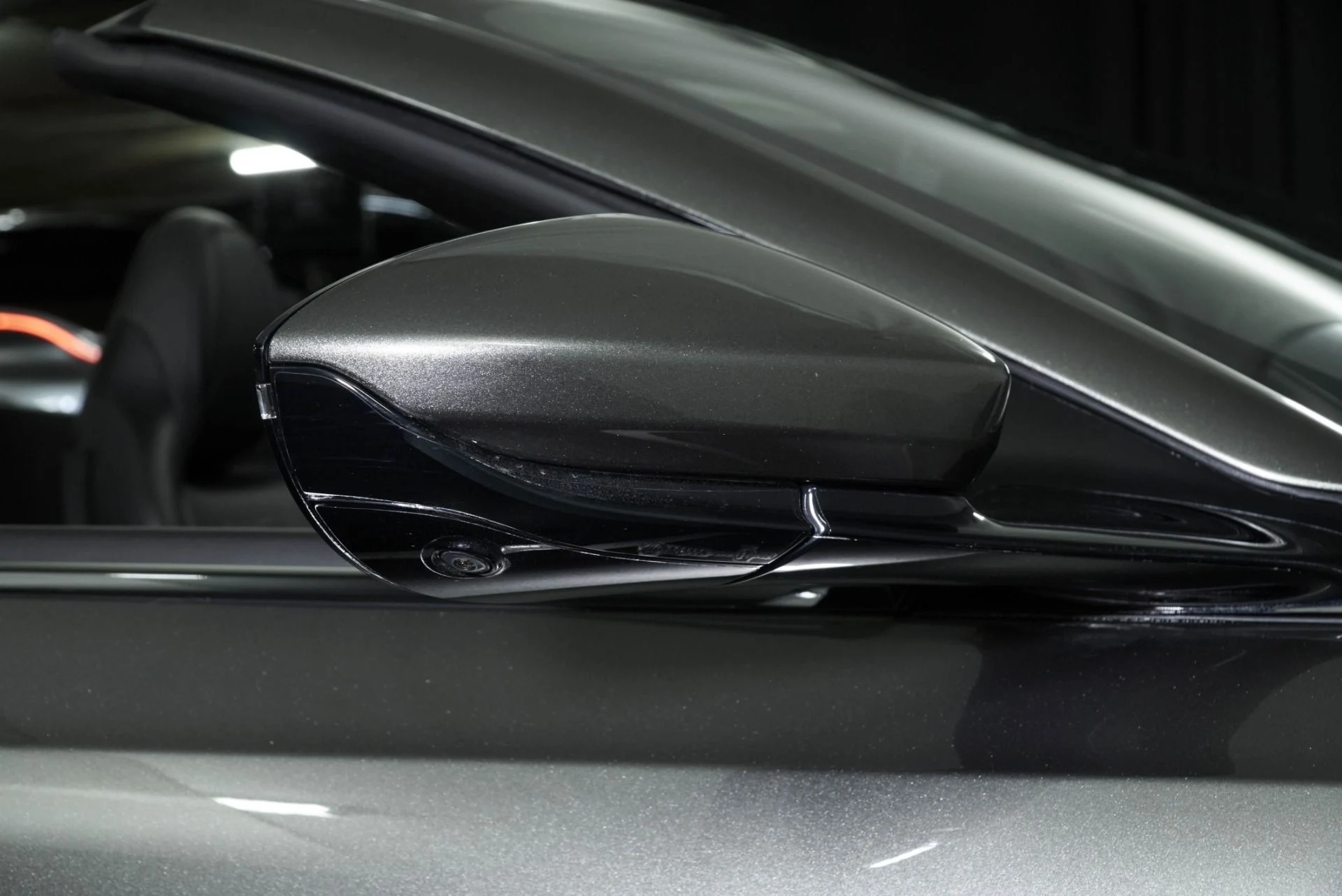 mph013_1724553691_Used_2020_Aston_Martin_DBS_Superleggera_1765307997_de51291def