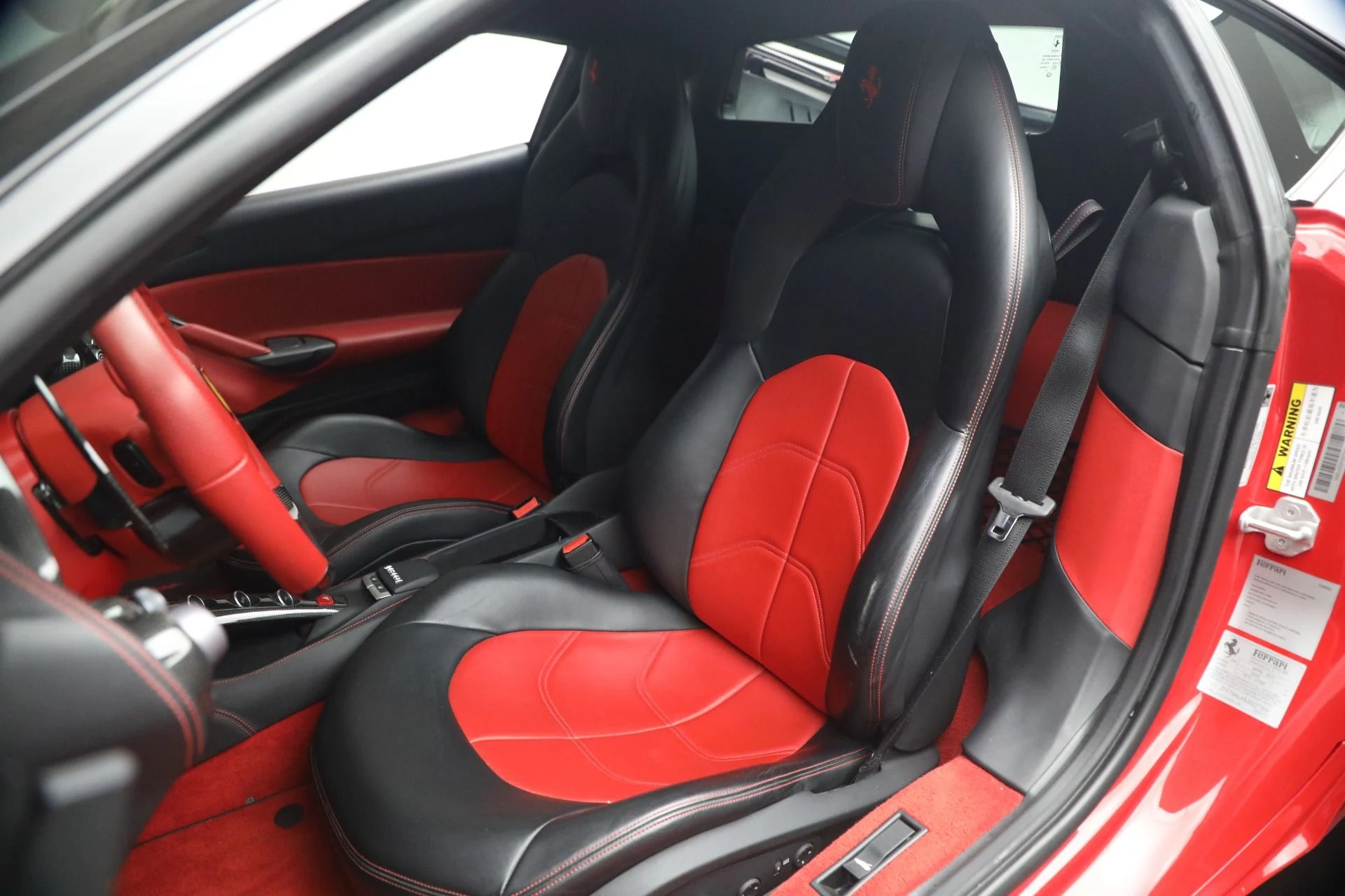 mph013_1726295749_Used_2018_Ferrari_488_GTB_1785949713_5a546561ac