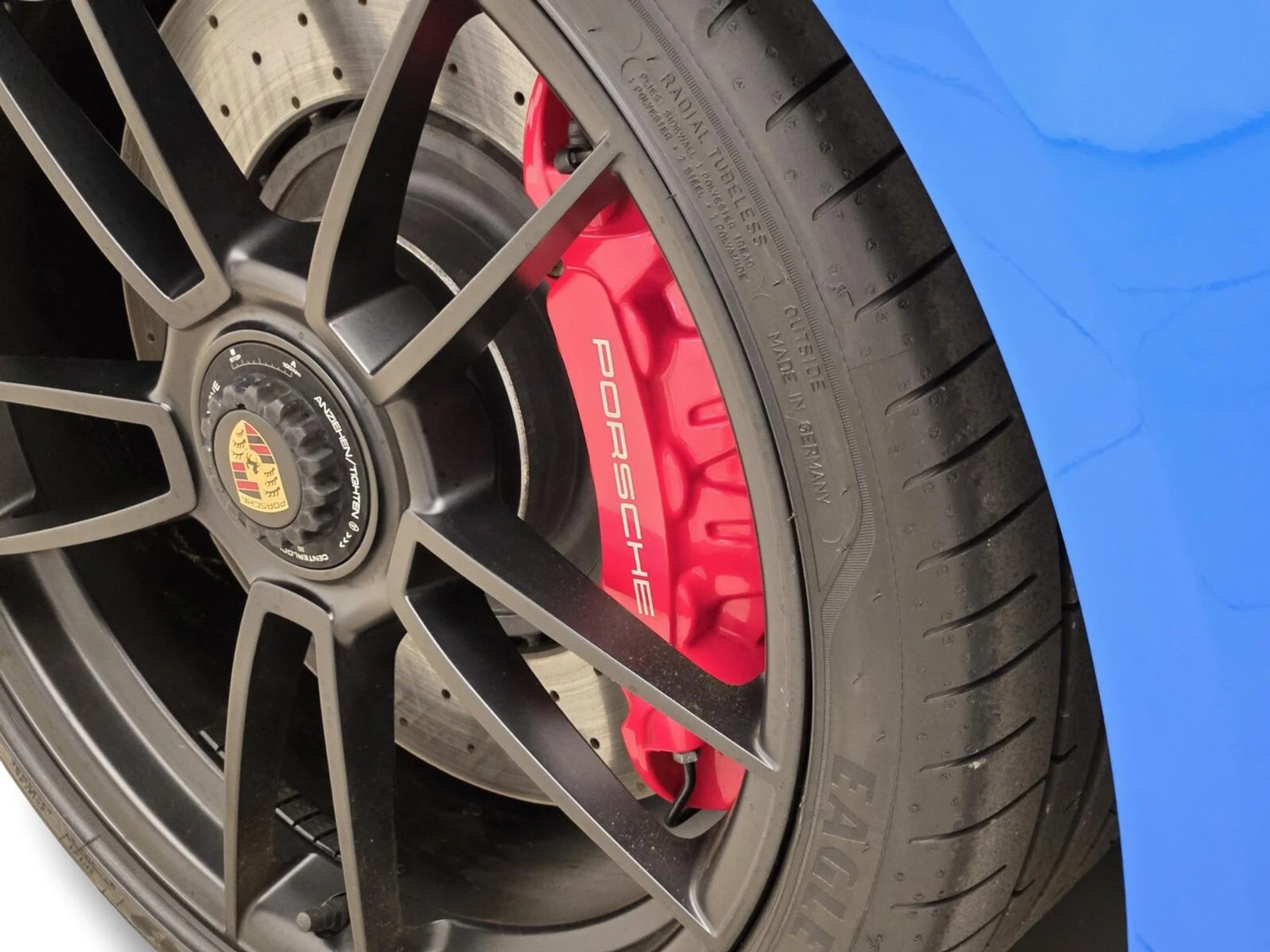 mph013_1727294551_Used_2022_Porsche_911_1768891655_af15af9e05