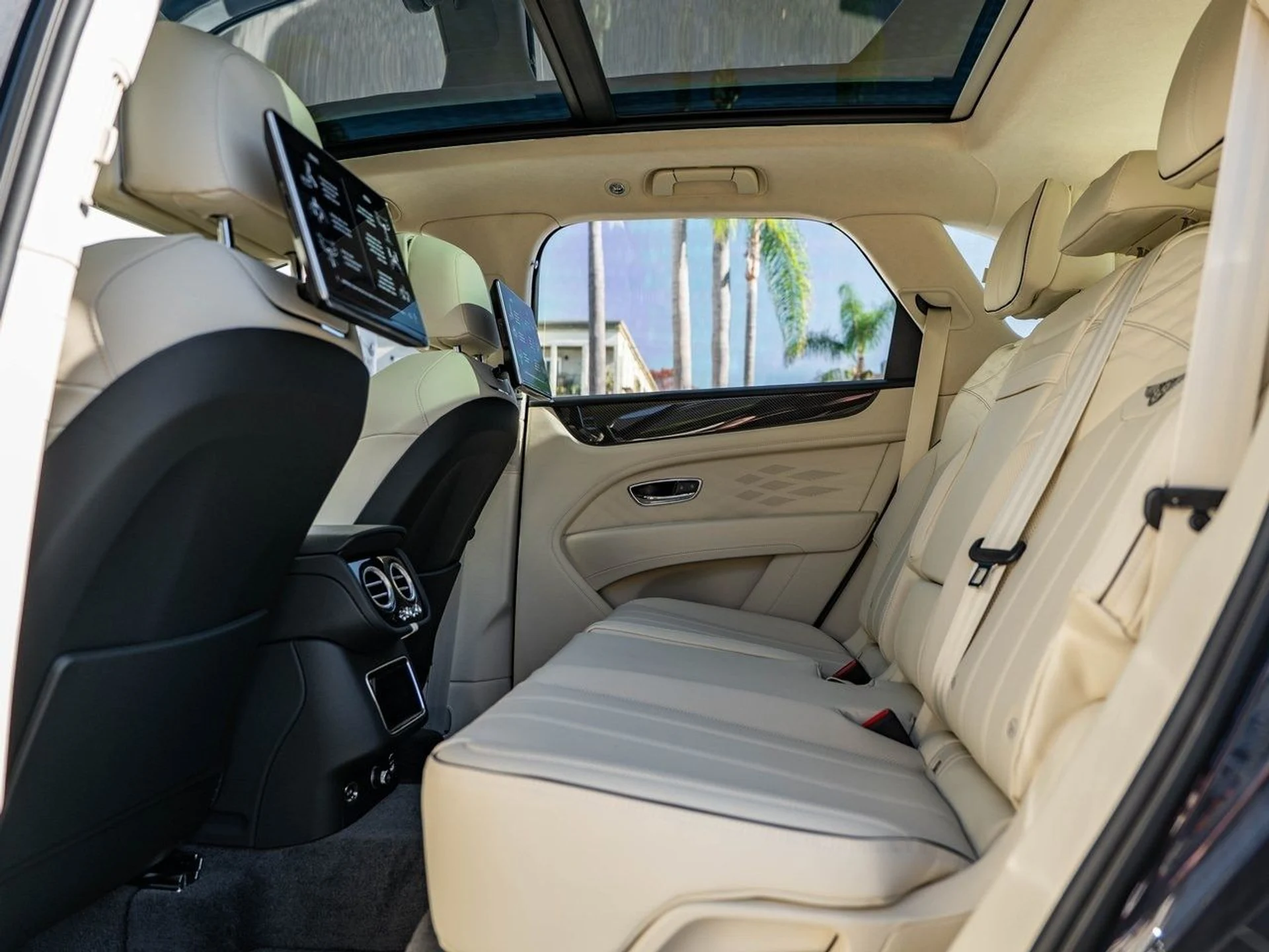 mph013_1729580086_61d03b76fc20f979cc6a0c667eda3fabx_efff25a8d9