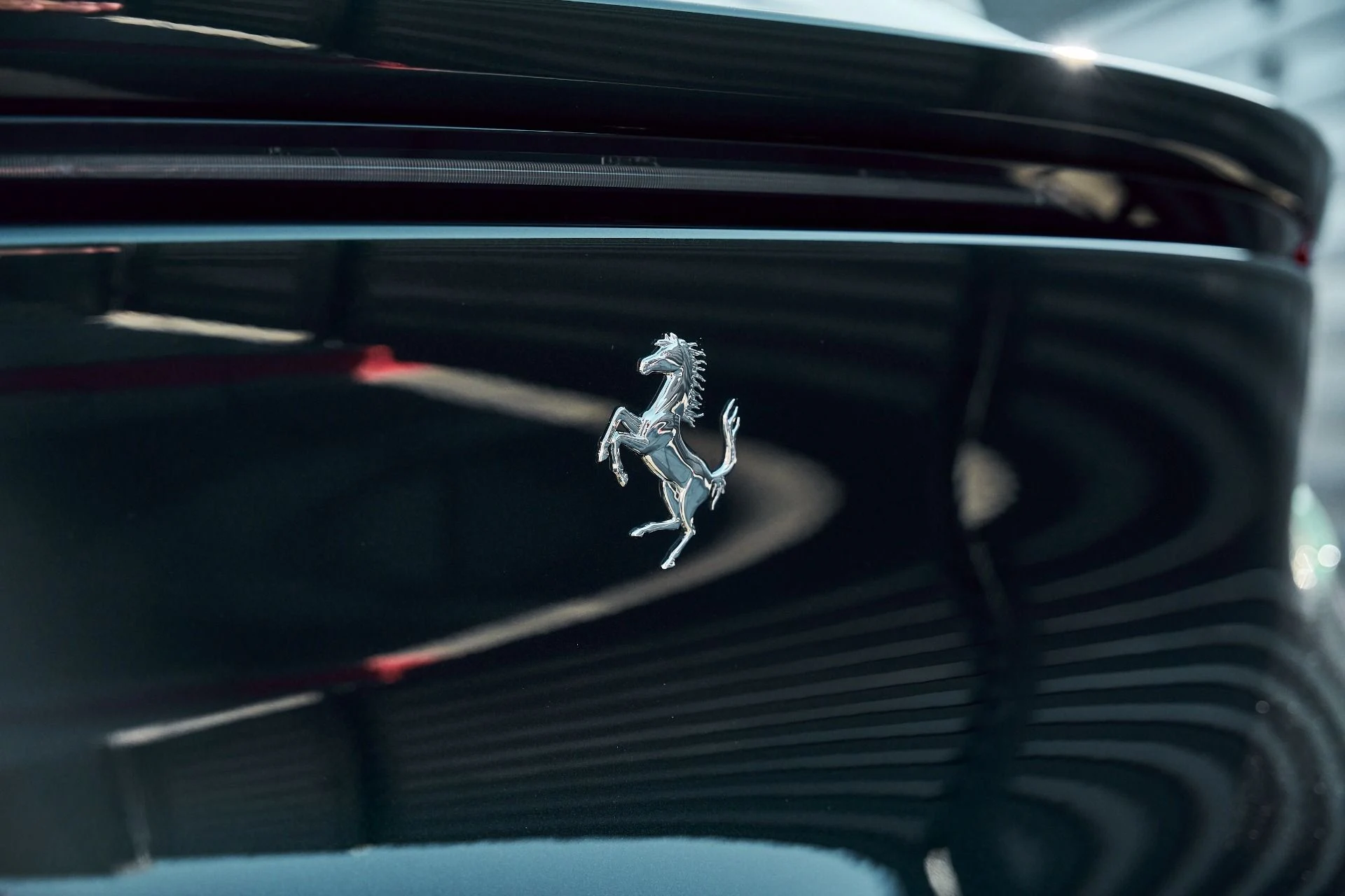 mph013_1731985763_Used_2026_Ferrari_Purosangue_1771462111_2bd9454d91