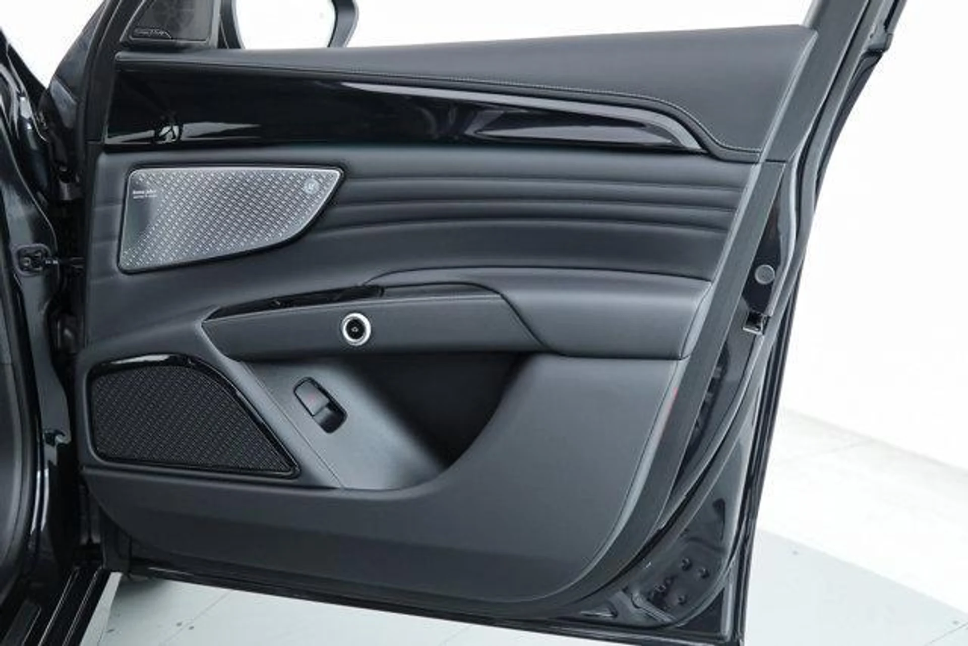 mph013_1732011725_j_Rhl_Lw_Zi_JDX_Rec_GI_Qo2_Ll_EZX_3xo_378f6b13ed