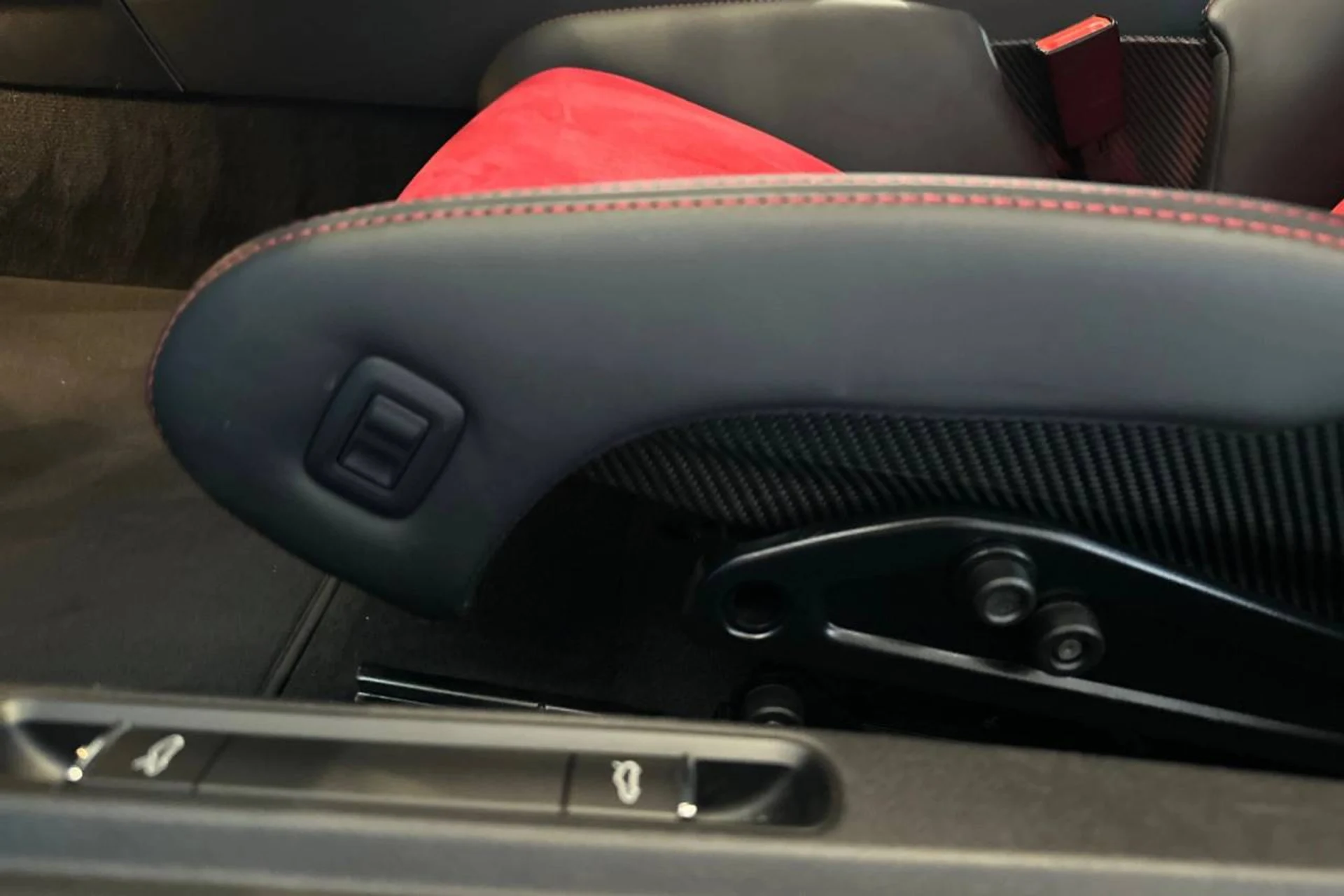 mph013_173988251_1280_14af9ecc6d