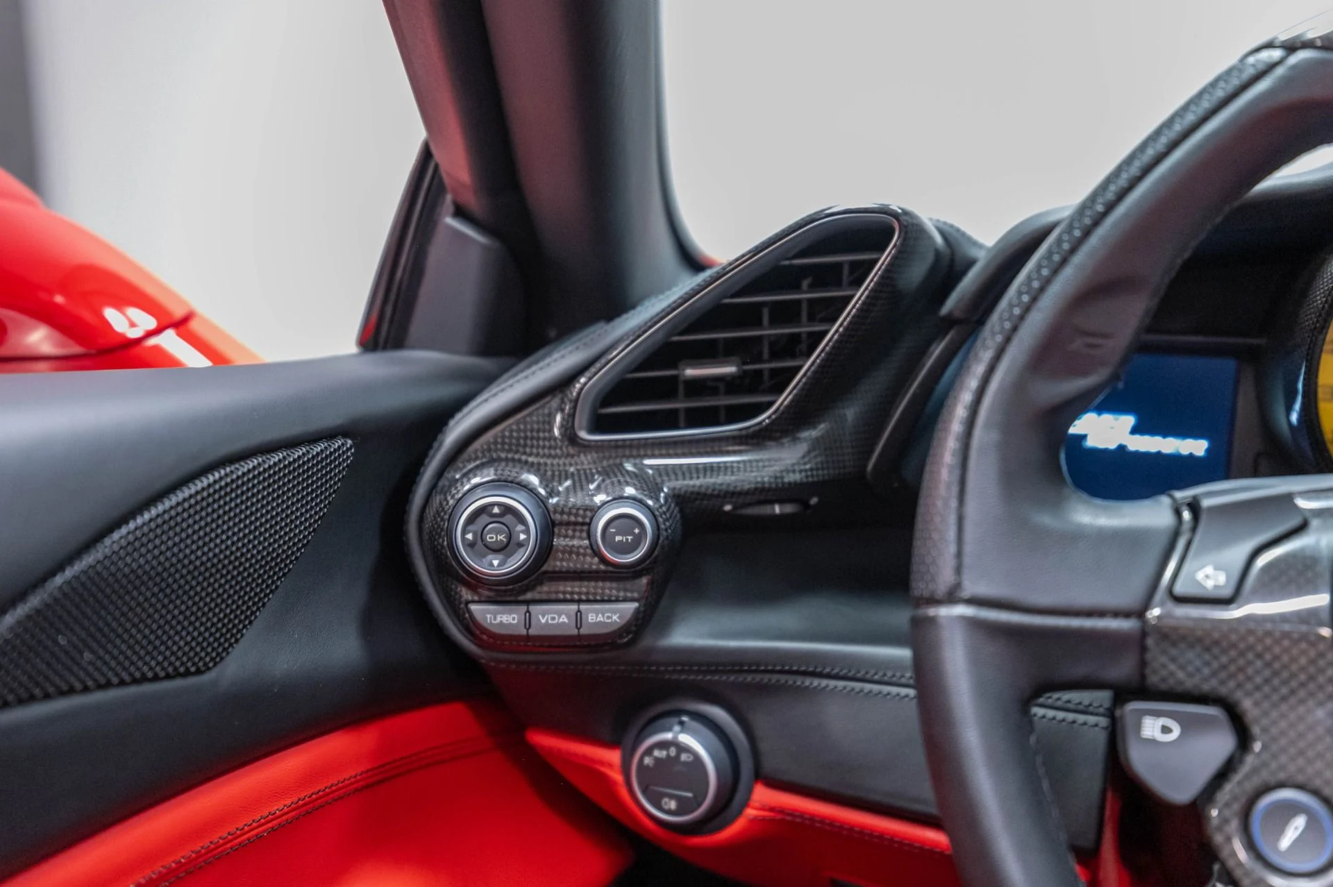 mph013_1740321313_Used_2018_Ferrari_488_Spider_1786656638_3b80acdc78