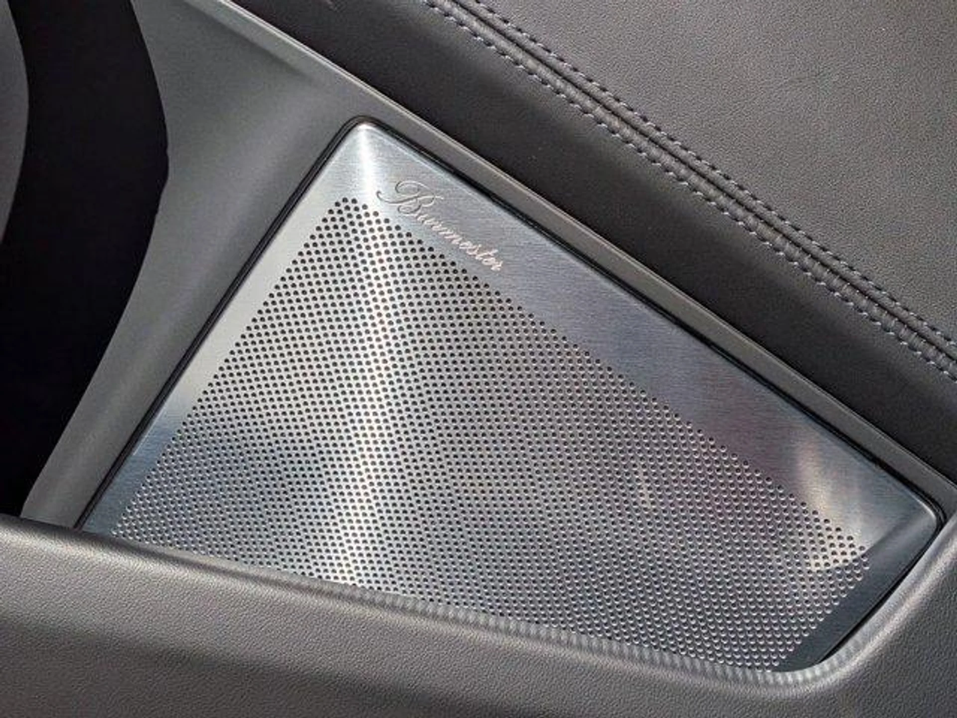 mph013_1742027409_H_Iv4_uzop_Mb7_C_Vv_Pjg_Vljs_Ff_JQE_962c7941a4