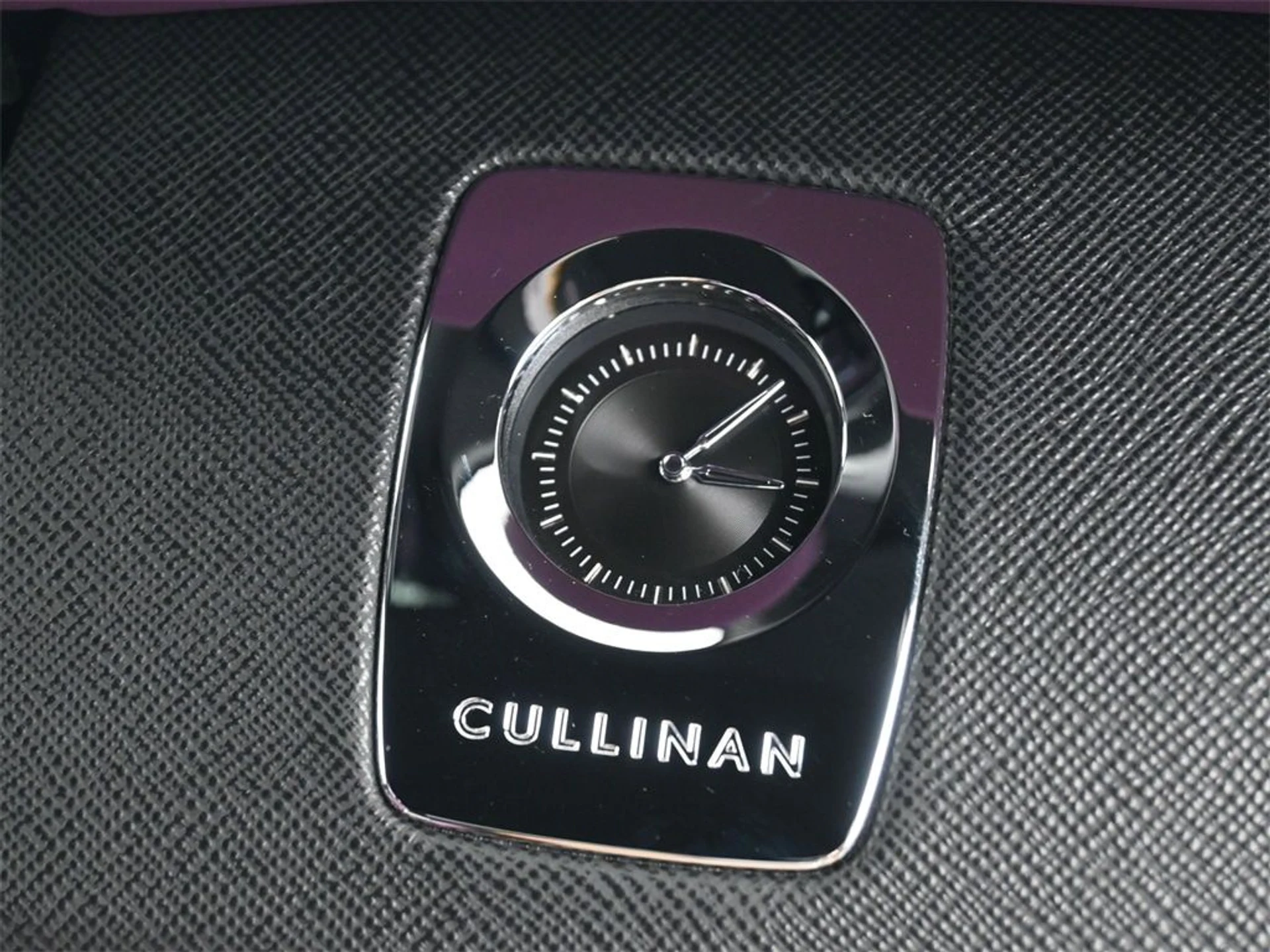 mph013_176733206_83a2d490bc5aa1720ec1b8a7710684a3x_6eb6cf0252