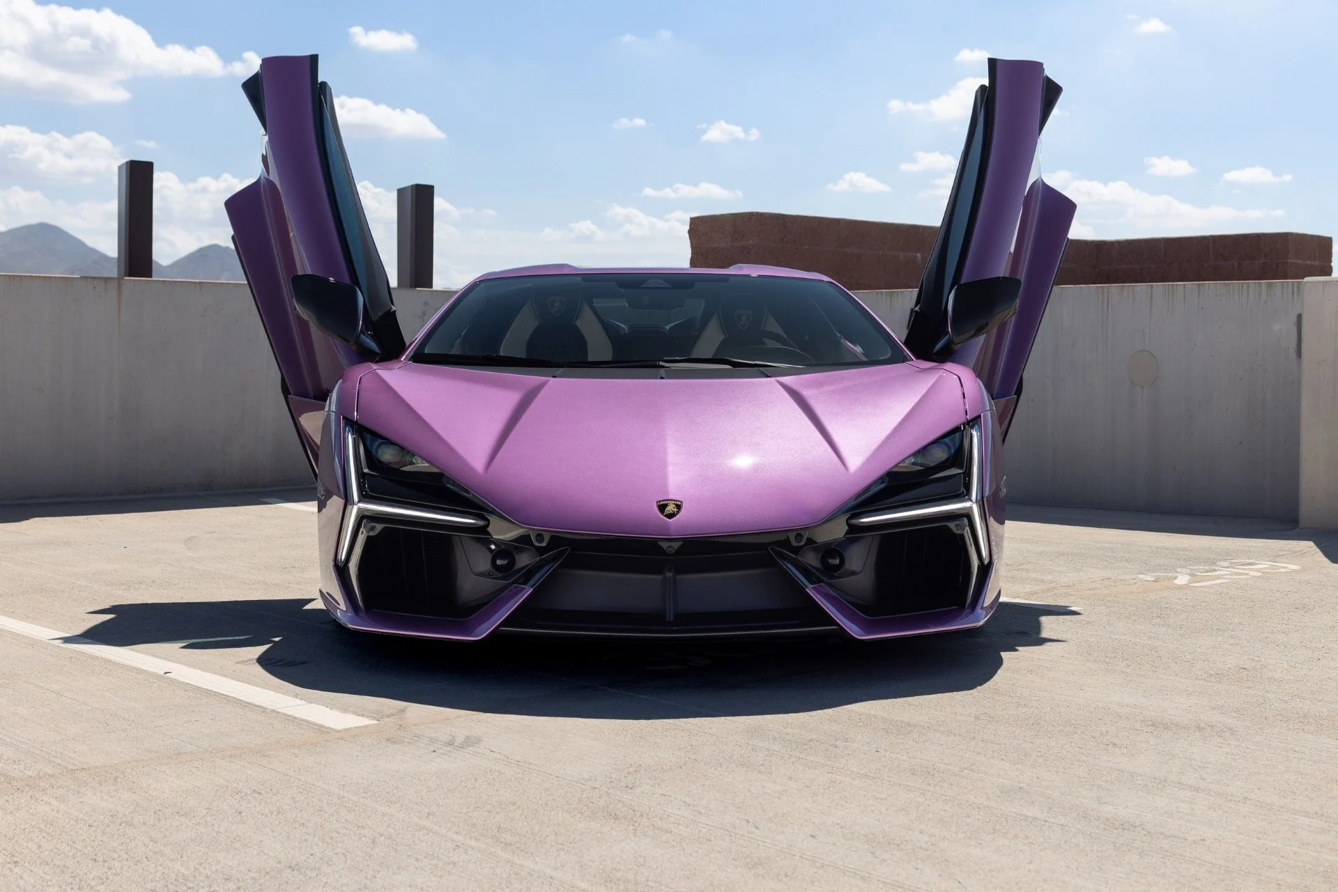 mph013_1767574844_Used_2026_Lamborghini_Revuelto_1788470491_dcb77e02af