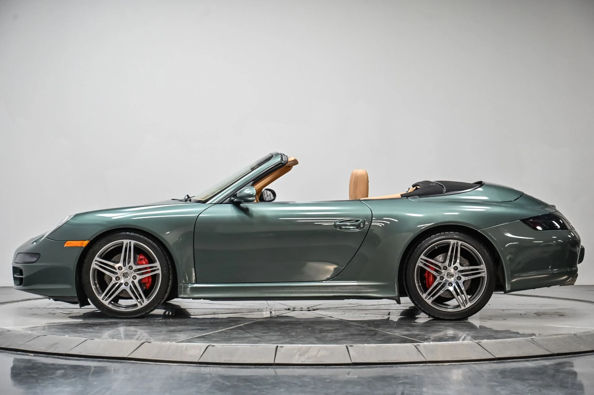 mph013_1777619351_Used_2008_Porsche_911_1755633650_248f5ef857