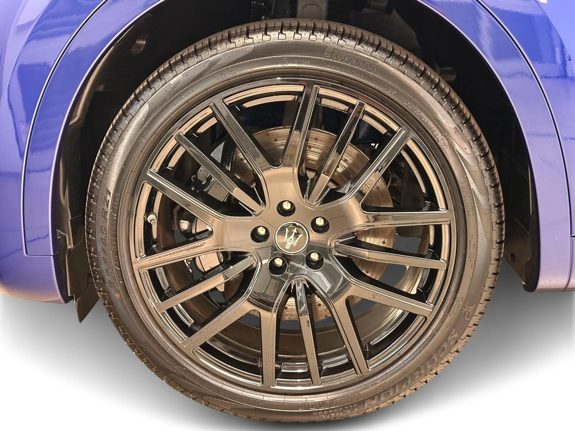 mph013_1779179759_New_2024_Maserati_Levante_Modena_1753160637_9c8a2468d6