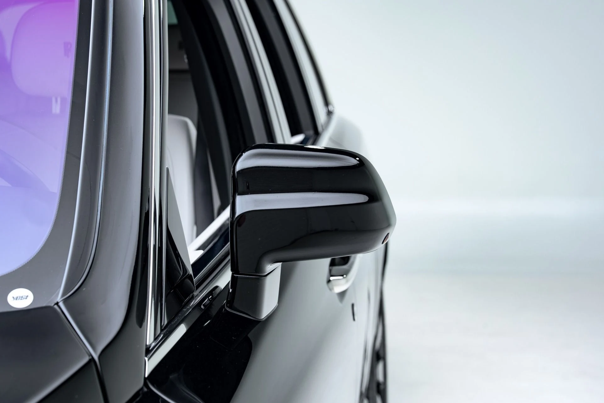 mph013_1782757563_Used_2023_Rolls_Royce_Cullinan_1777310585_df05339690