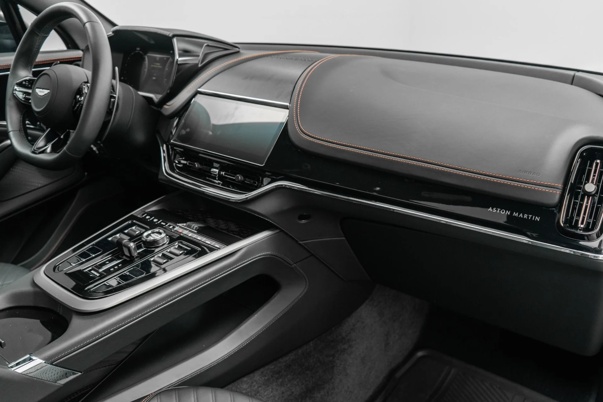 mph013_1788966091_Used_2025_Aston_Martin_DBX_707_23_Inch_Wheels_Factory_Matte_Paint_697_Horsepower_1774034848_c266429867