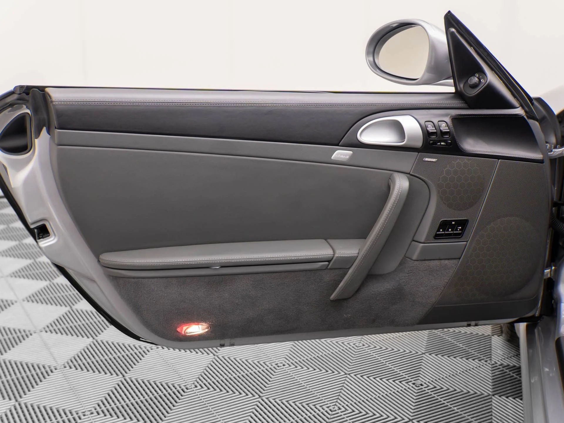 mph013_1789287587_c1671e5d4f0b058aa4d6646d82cf34f3x_3f397c7c24