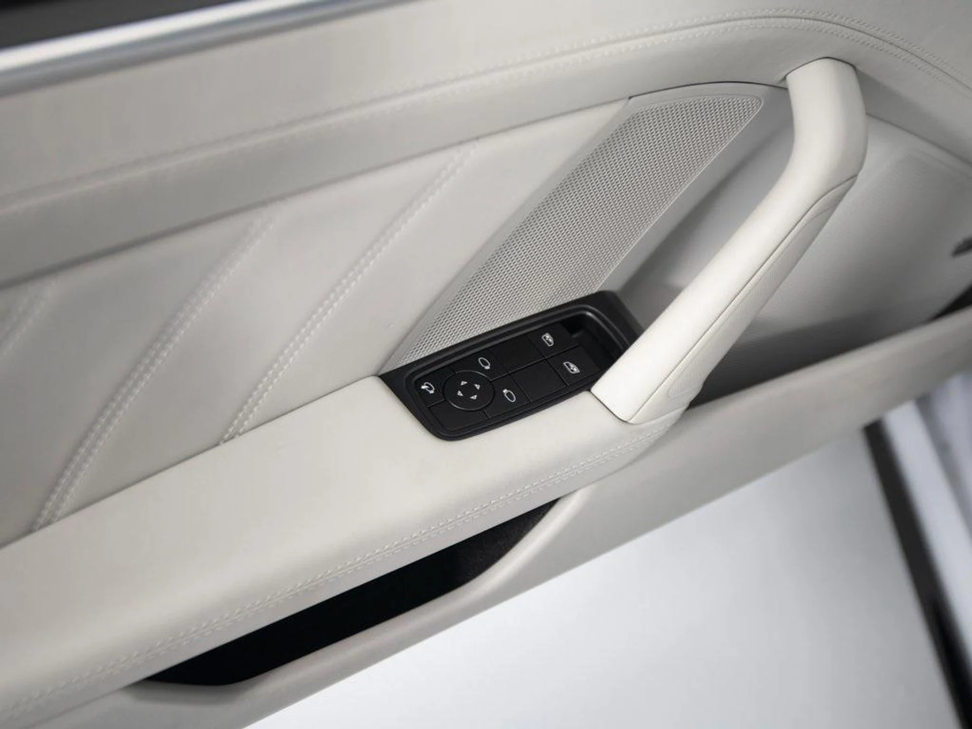 mph013_1794030526_zpkw_R_Ol_Enor6_K6_JZ_1_Fim_QU_Aw_Nw_56d4b56f18