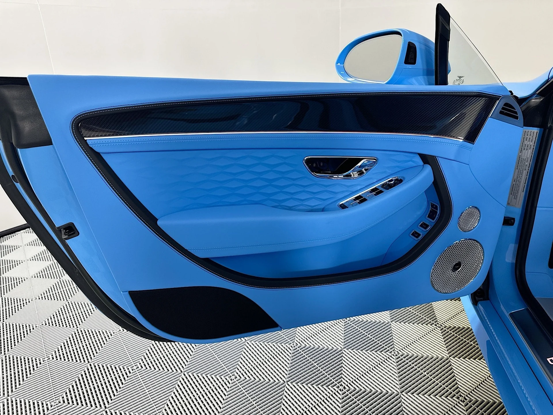 mph013_1794544292_14_3d44860333