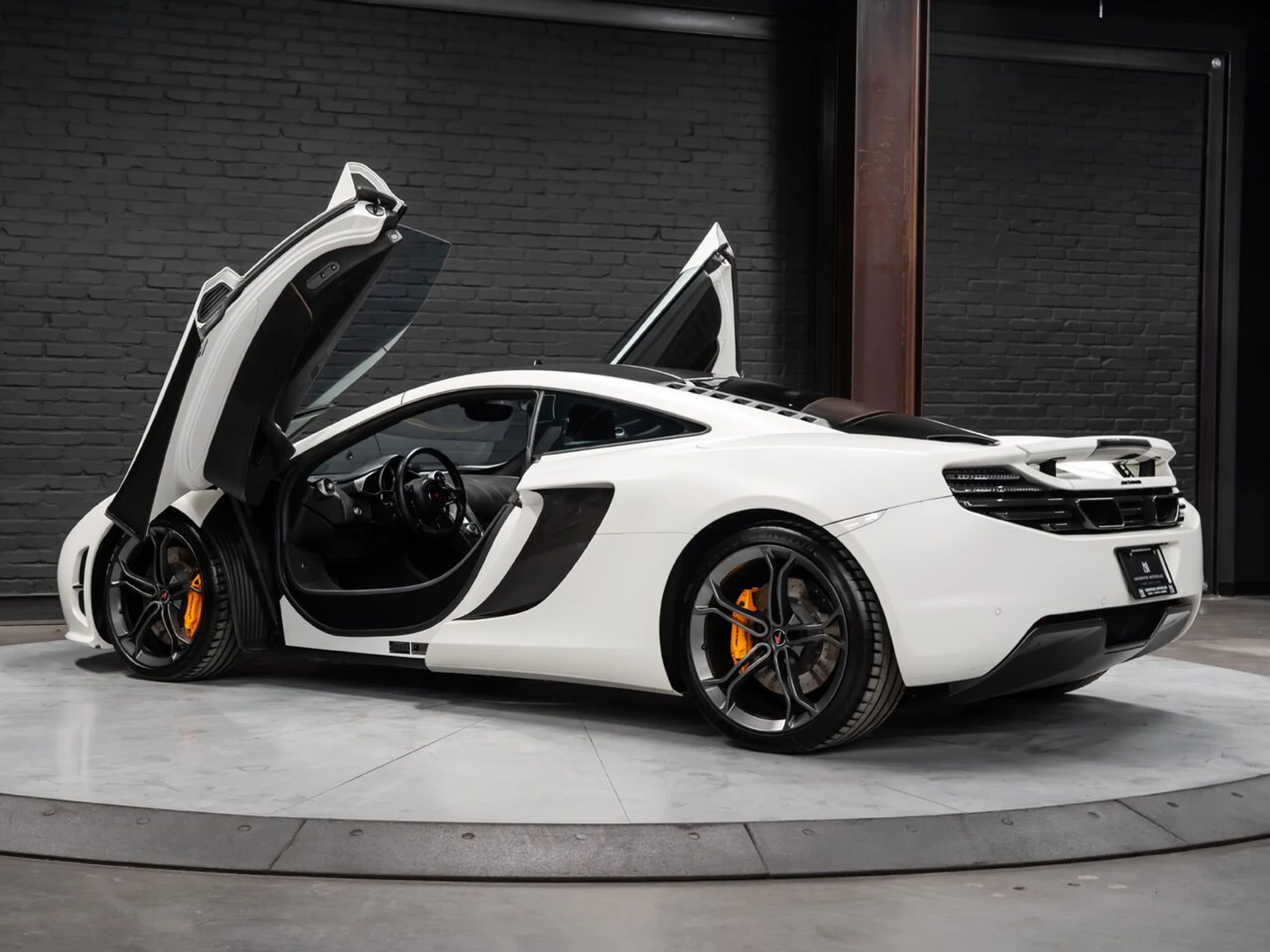 mph013_1796734367_mclaren_mp4_12c_2012_f71582364c