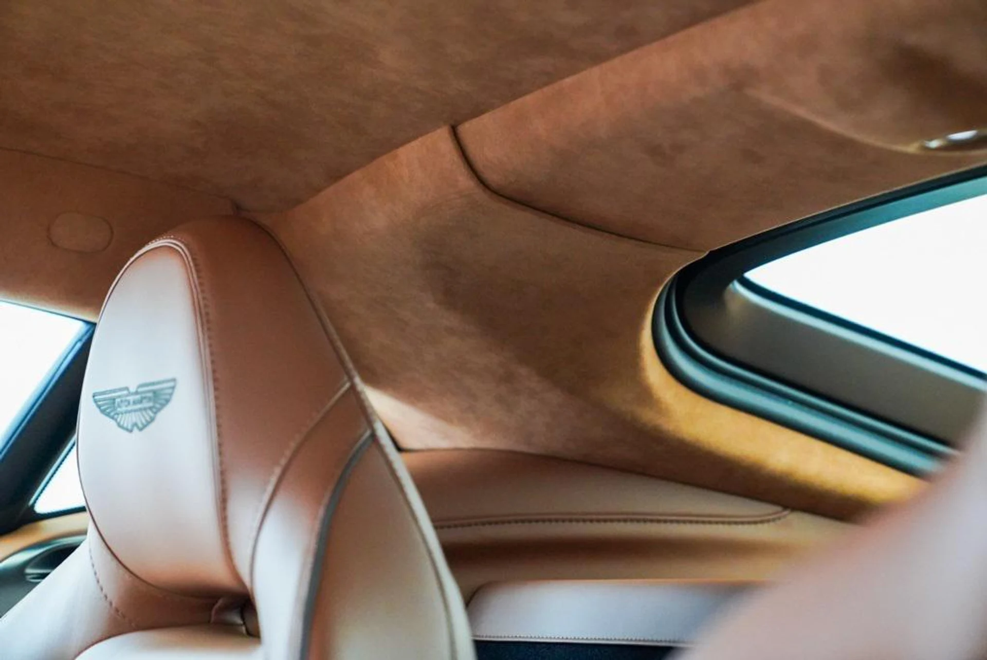 mph013_1796883114_YP_w_Gc9e_Wjtfh_Hv1_Rbc_L_Tt4rbt_Y_98316ae321