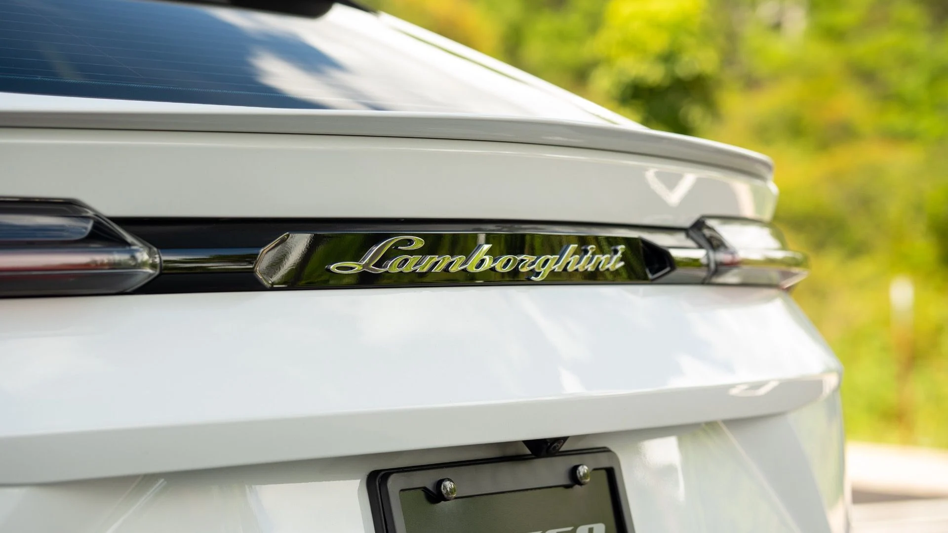 mph013_1807411377_Used_2021_Lamborghini_Urus_1754681881_fa2d636bae
