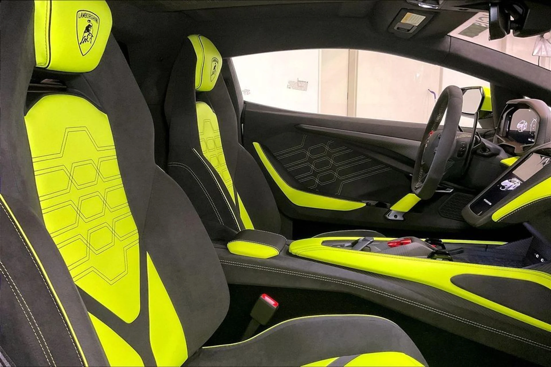 mph013_1807669074_4c4abfd80b0fe59f1fb6c978caad3df7x_34fe1da468