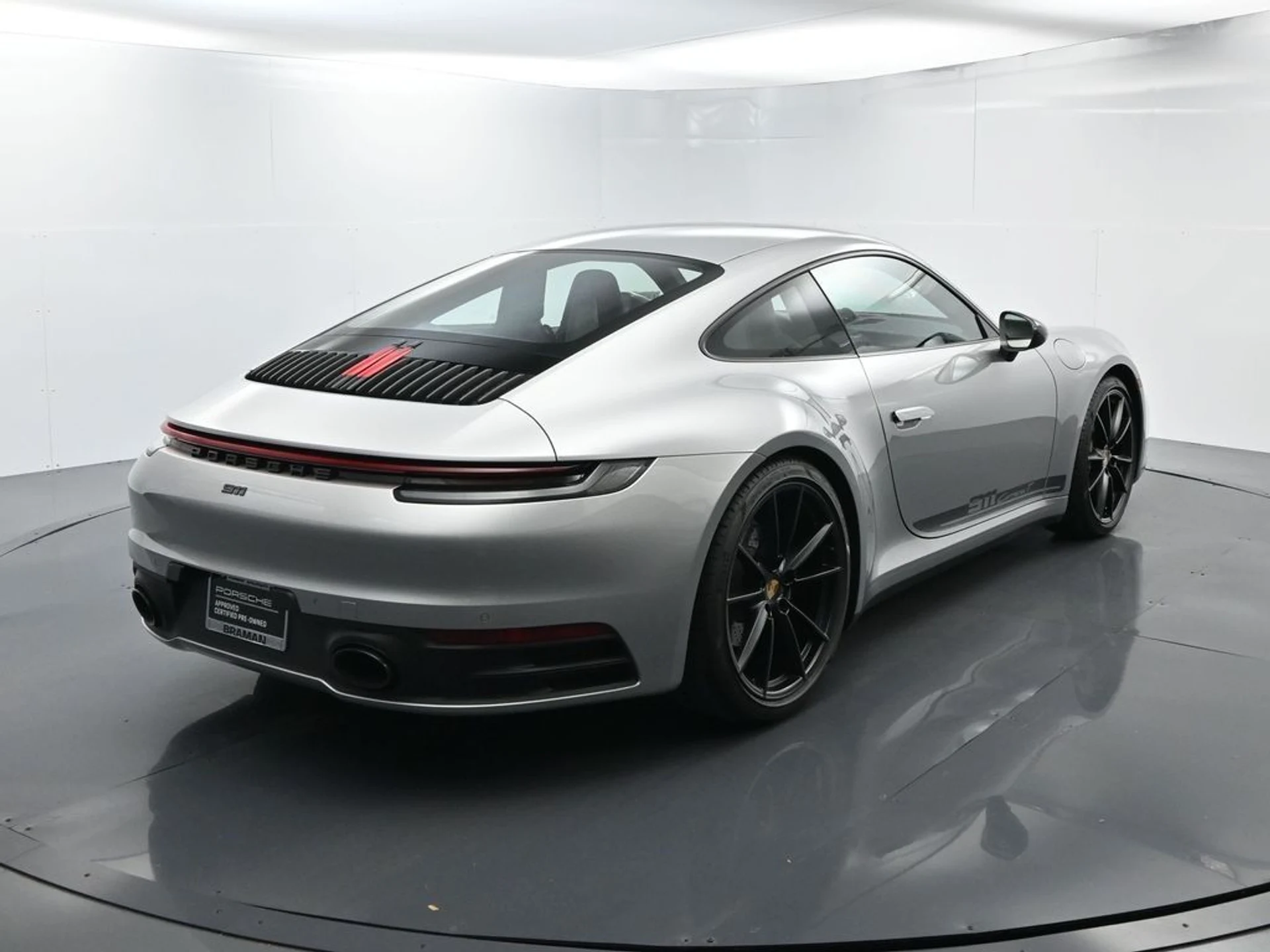 mph013_1810693320_73d1350a90473cefabc9ee6cd914d3ef_6a975a6ccb