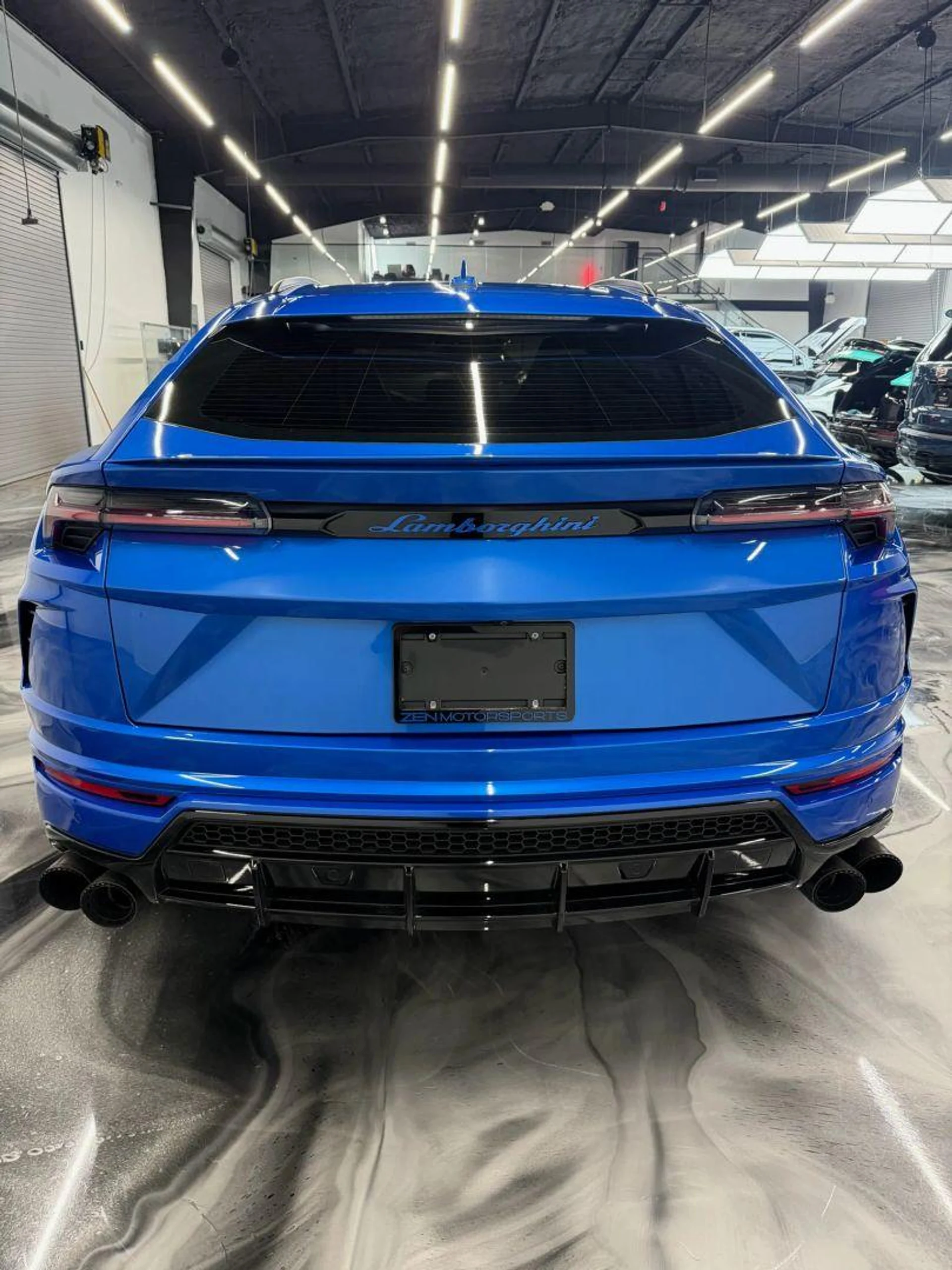 mph013_1822890051_Used_2019_Lamborghini_Urus_Sport_Utility_4_D_1784105680_d60fcfac43