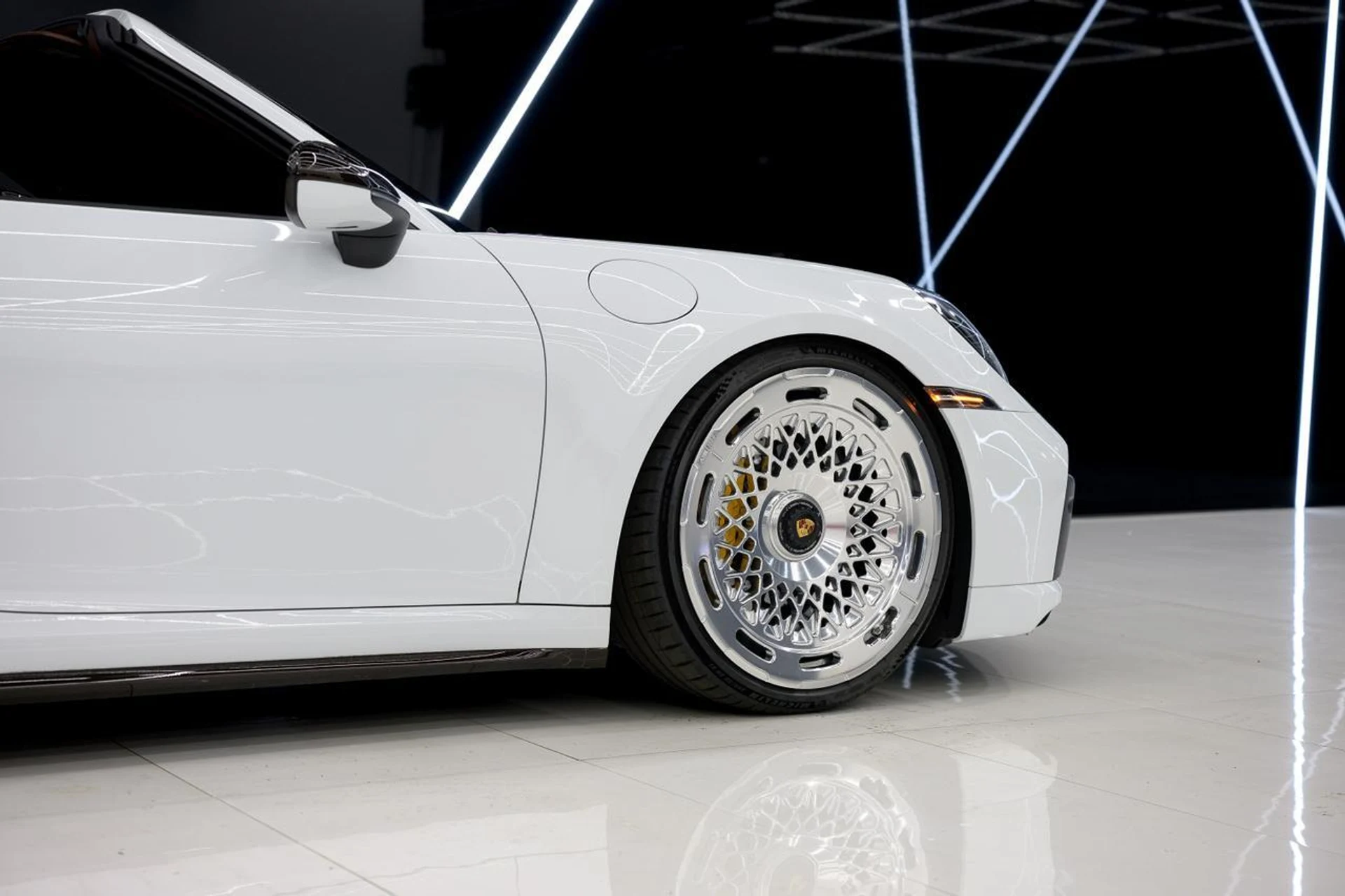 mph013_1823404729_4c99fb944427154a2156de9fe3b3bb3a_329227f84c