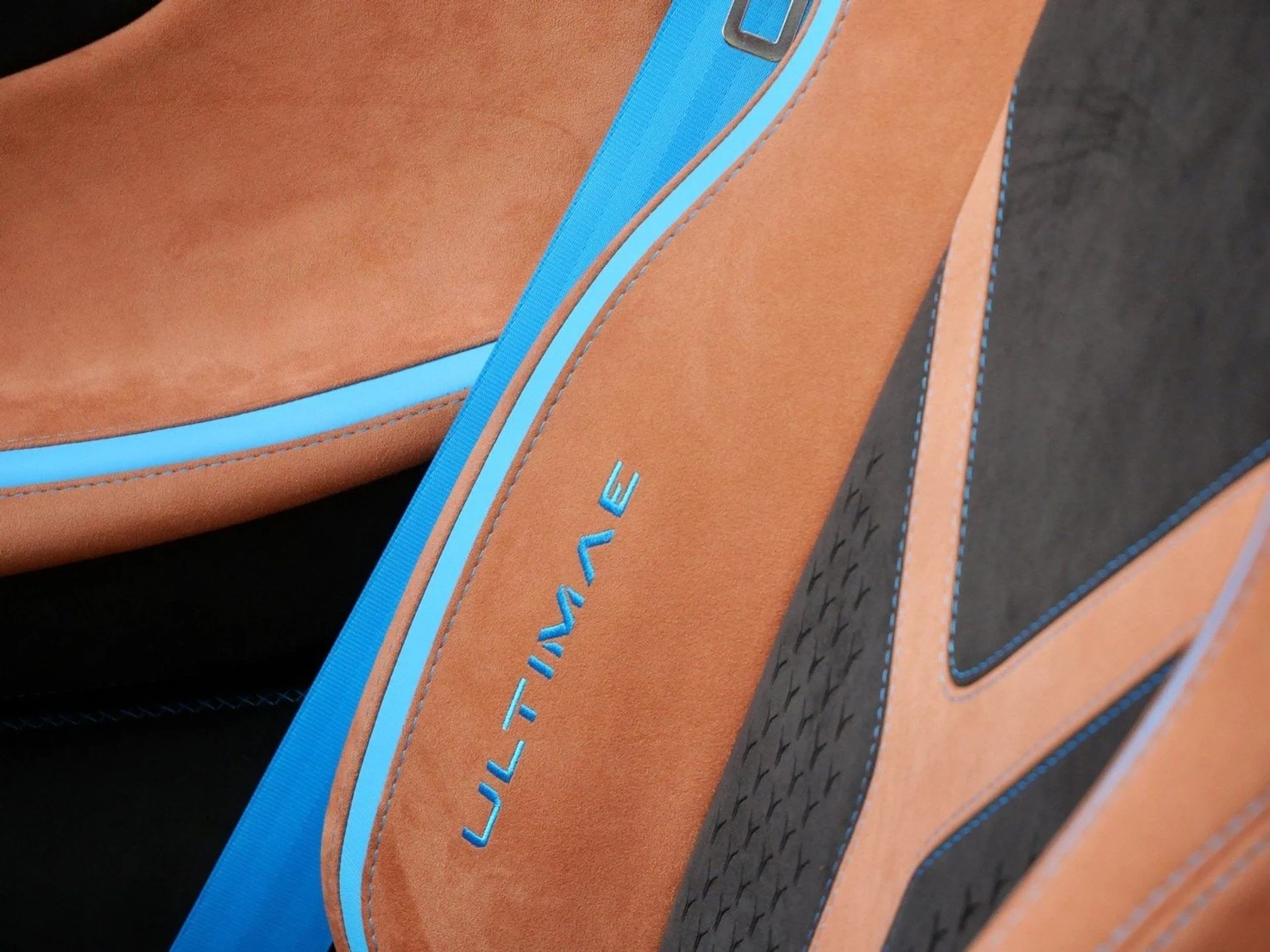 mph013_1825470451_667c0ee664da499171fa8d9acb0354f6x_7f1b9bb524