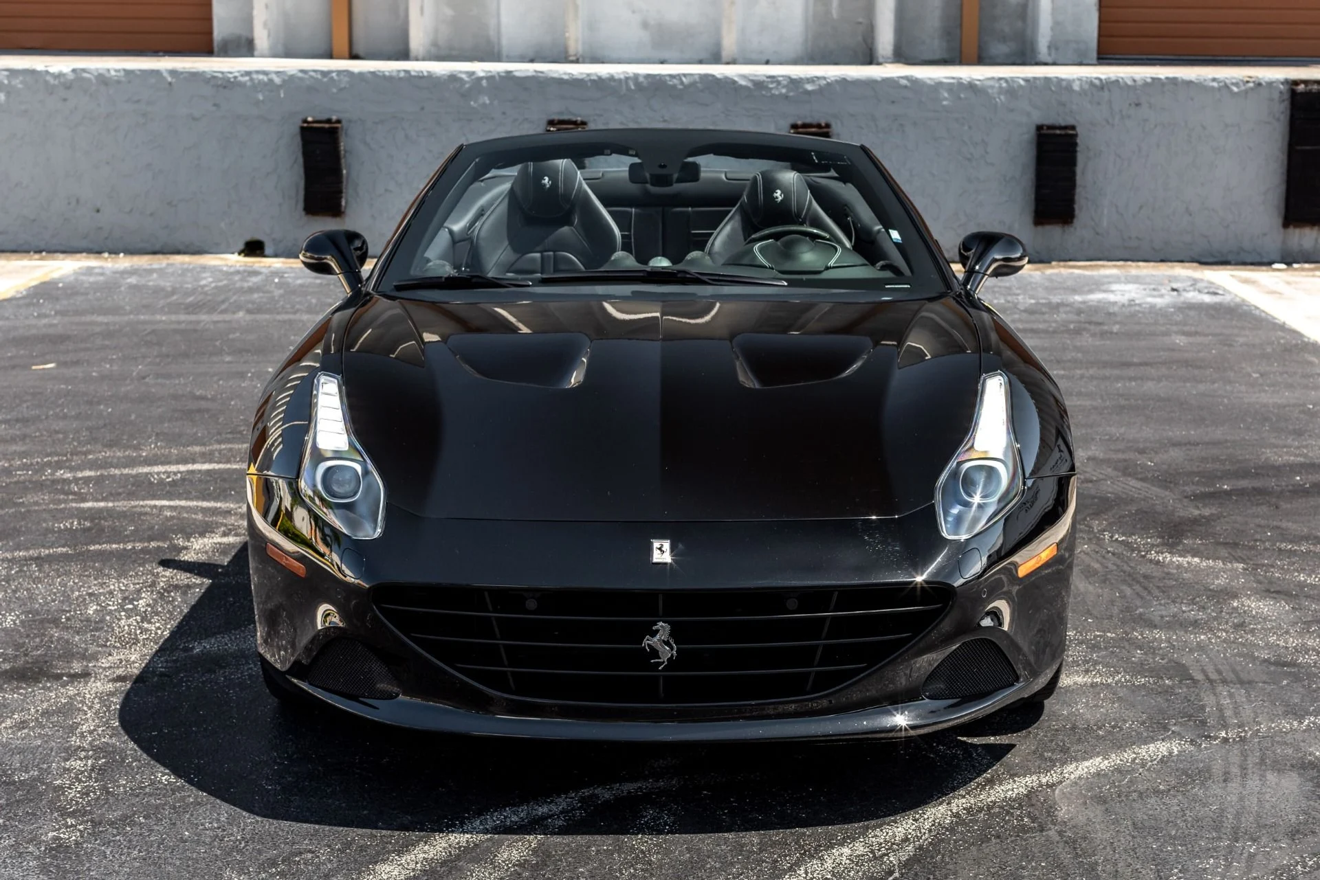 mph013_1827255364_Used_2017_Ferrari_California_T_EXTREMELY_CLEAN_ALL_THE_RIGHT_OPTIONS_NO_STICKY_BUTTON_1657720579_be3b0369e1