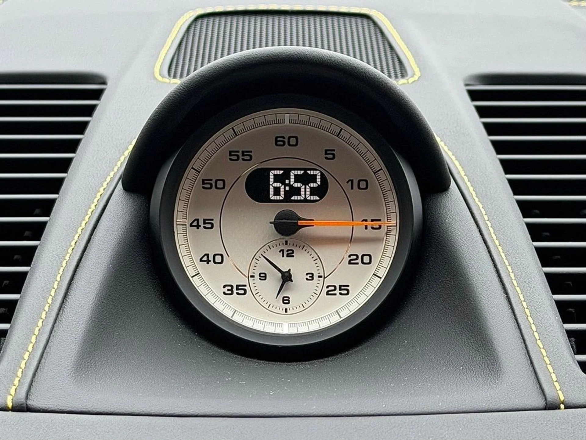 mph013_1828355603_5db3c8d6db41364e01c4443d4a4e7504x_e1d933cf6a