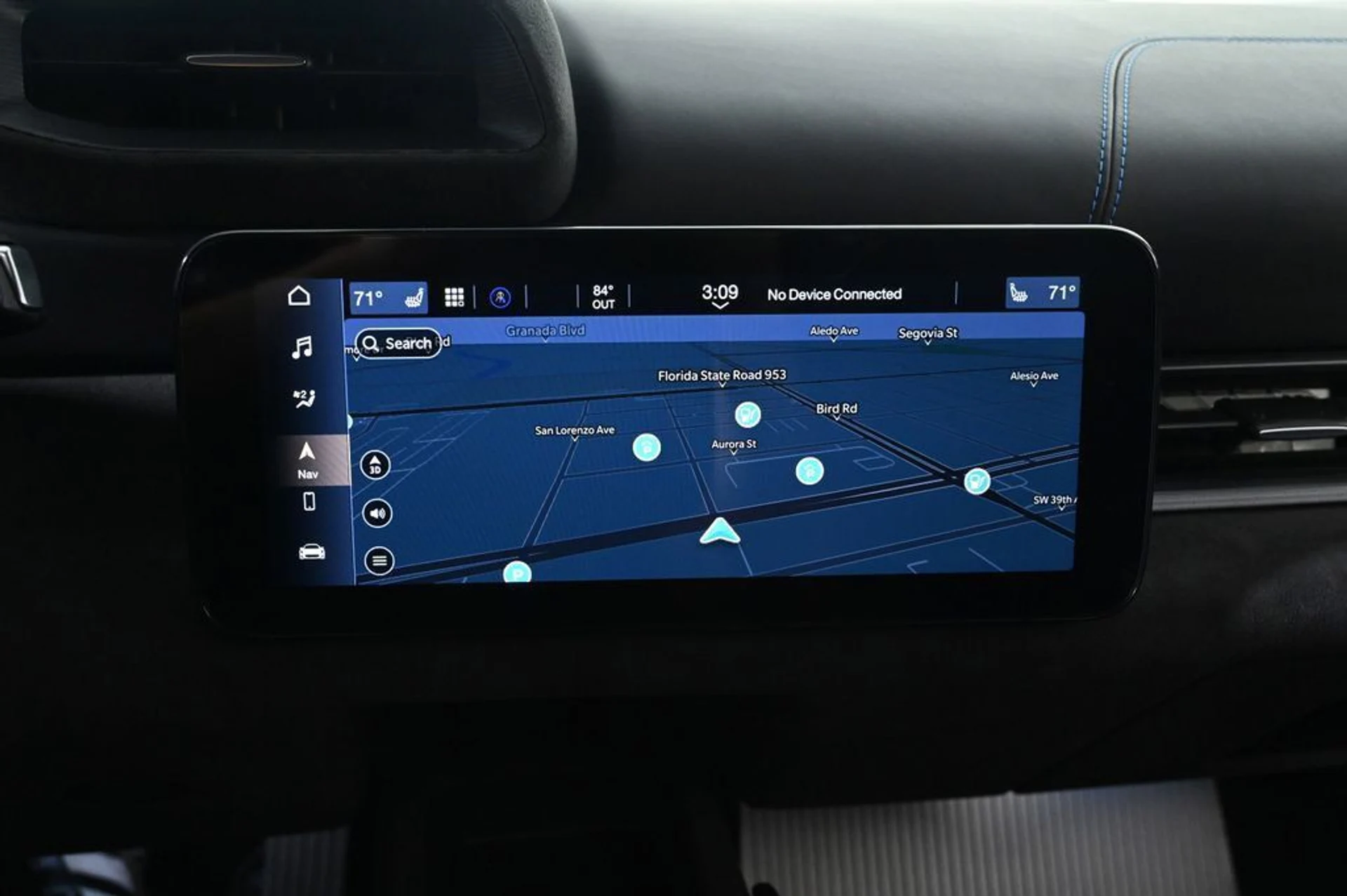 mph013_1829856629_used_2023_maserati_mc20_base_11350_22928498_13_1024_e6ed15fd08